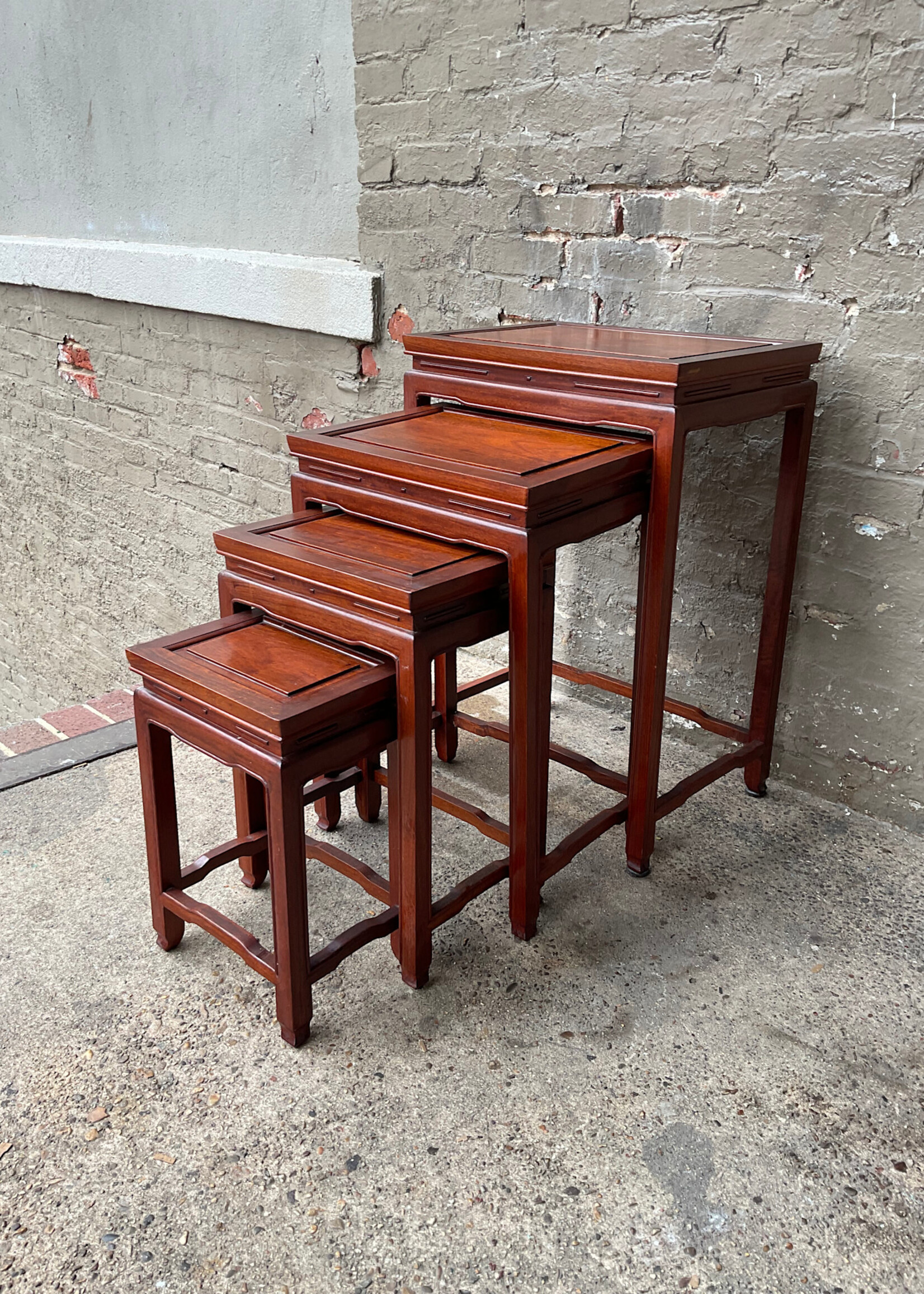 GOODWOOD Set of 4 Chinese Nesting Tables