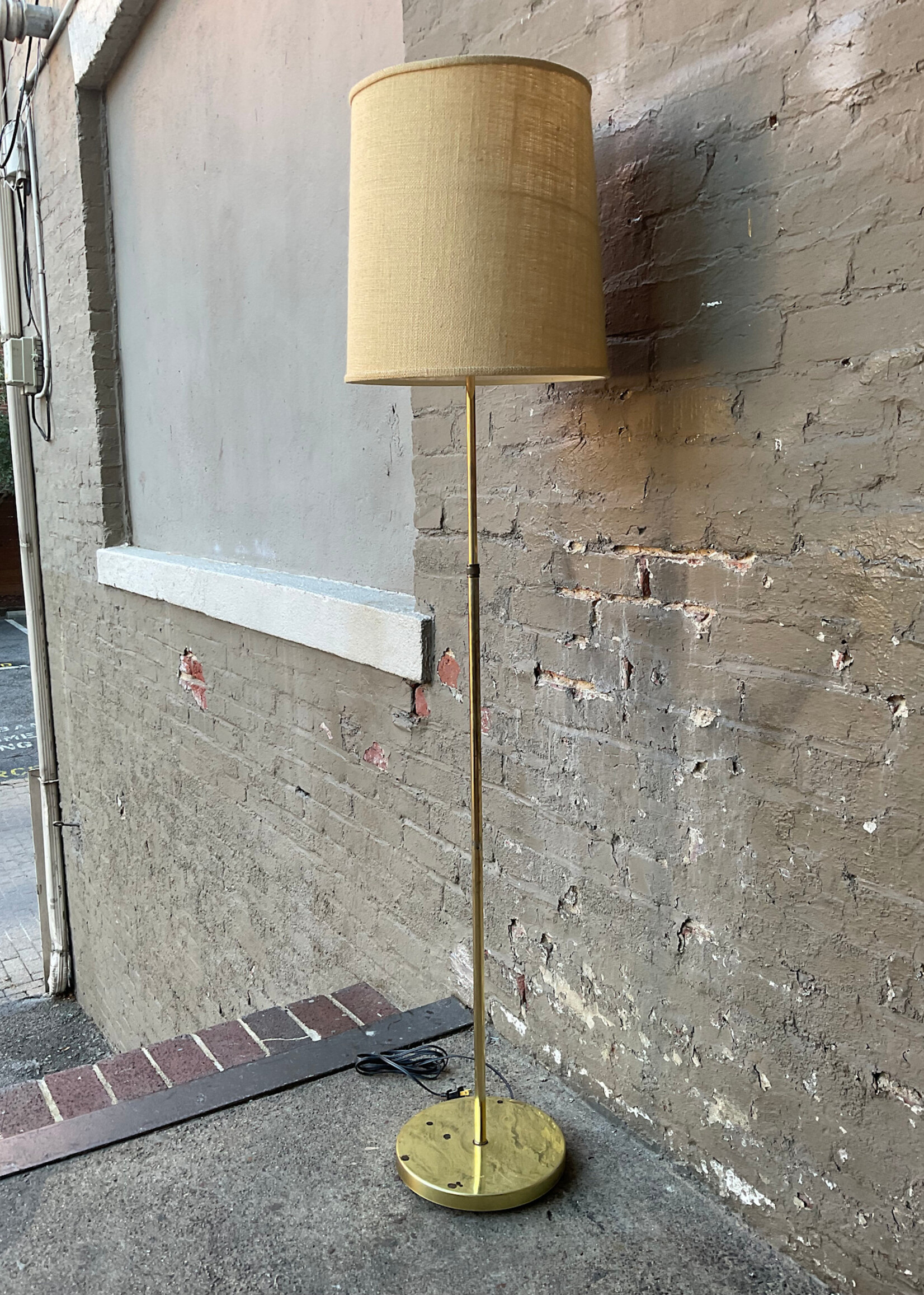 GOODWOOD Adjustable Brass Pole Lamp