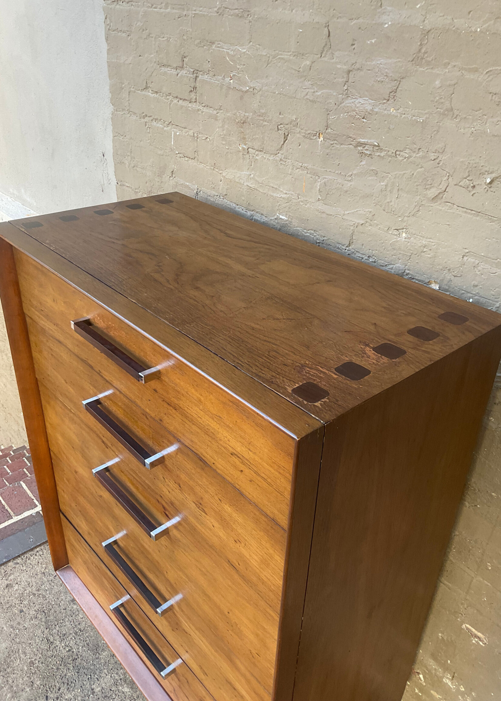 GOODWOOD Lane MCM Chest of Drawers