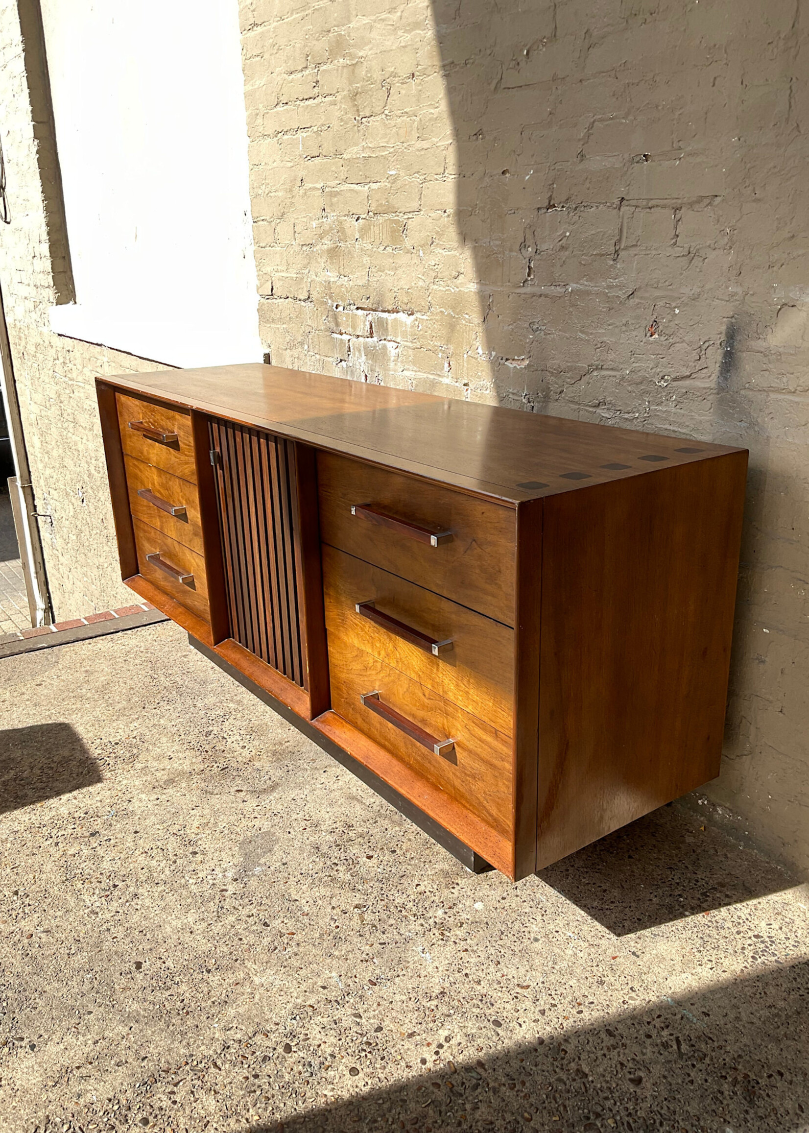 GOODWOOD Lane MCM Dresser