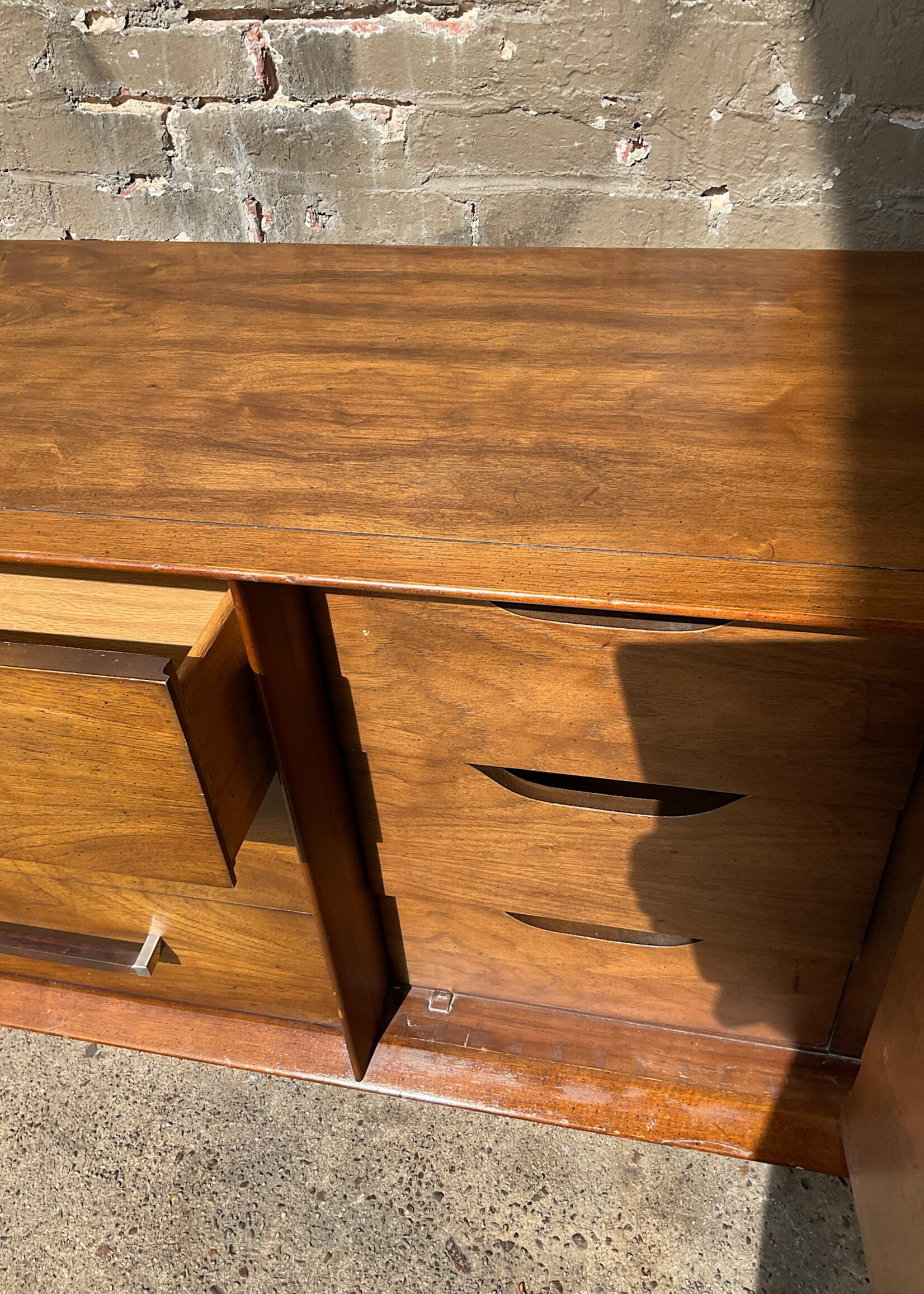 GOODWOOD Lane MCM Dresser