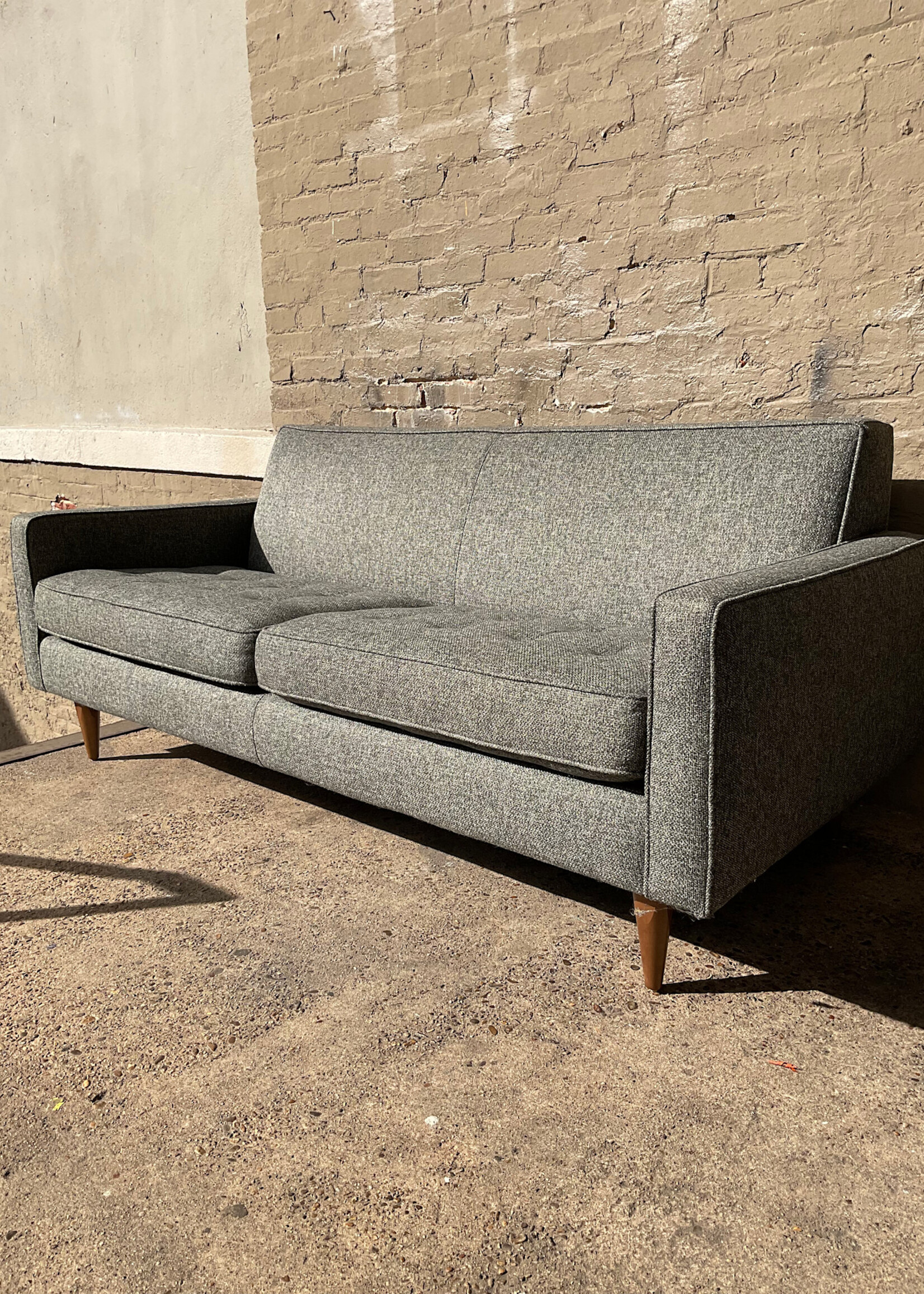 GOODWOOD Room & Board Apartment Sofa