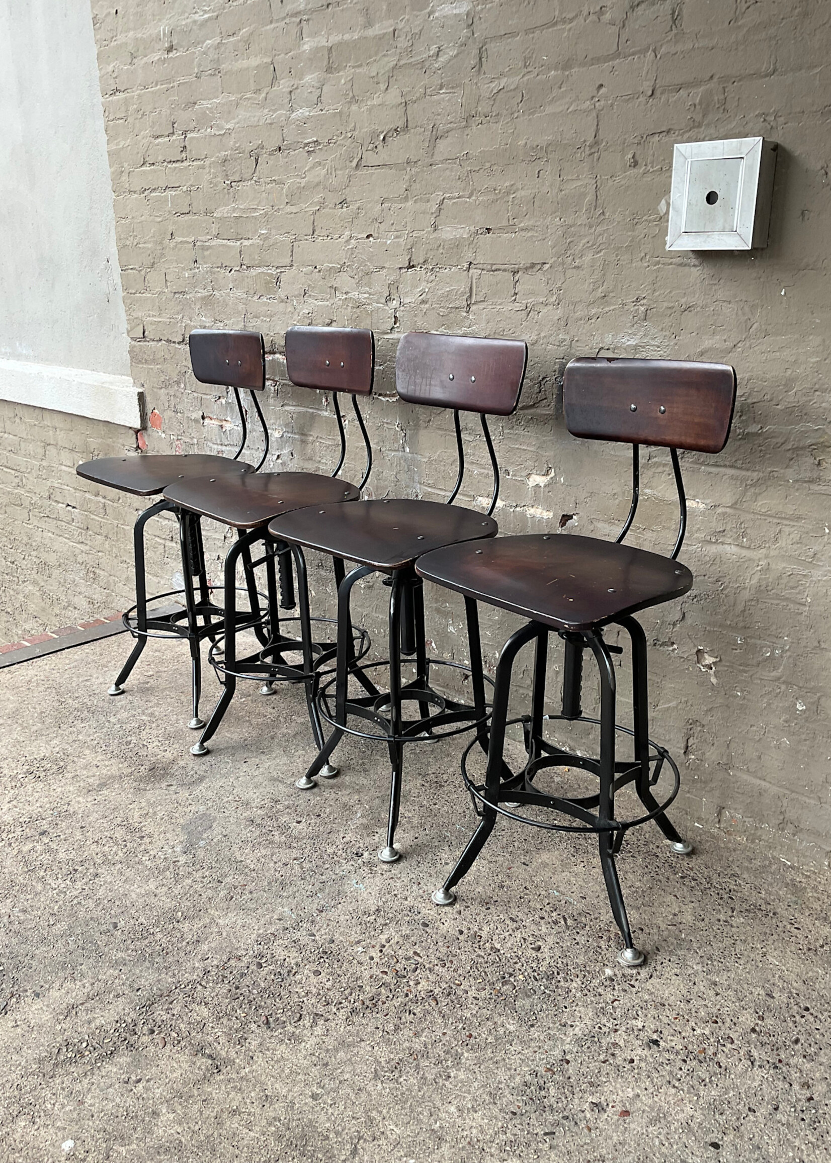 GOODWOOD Restoration Hardware Toledo Stool