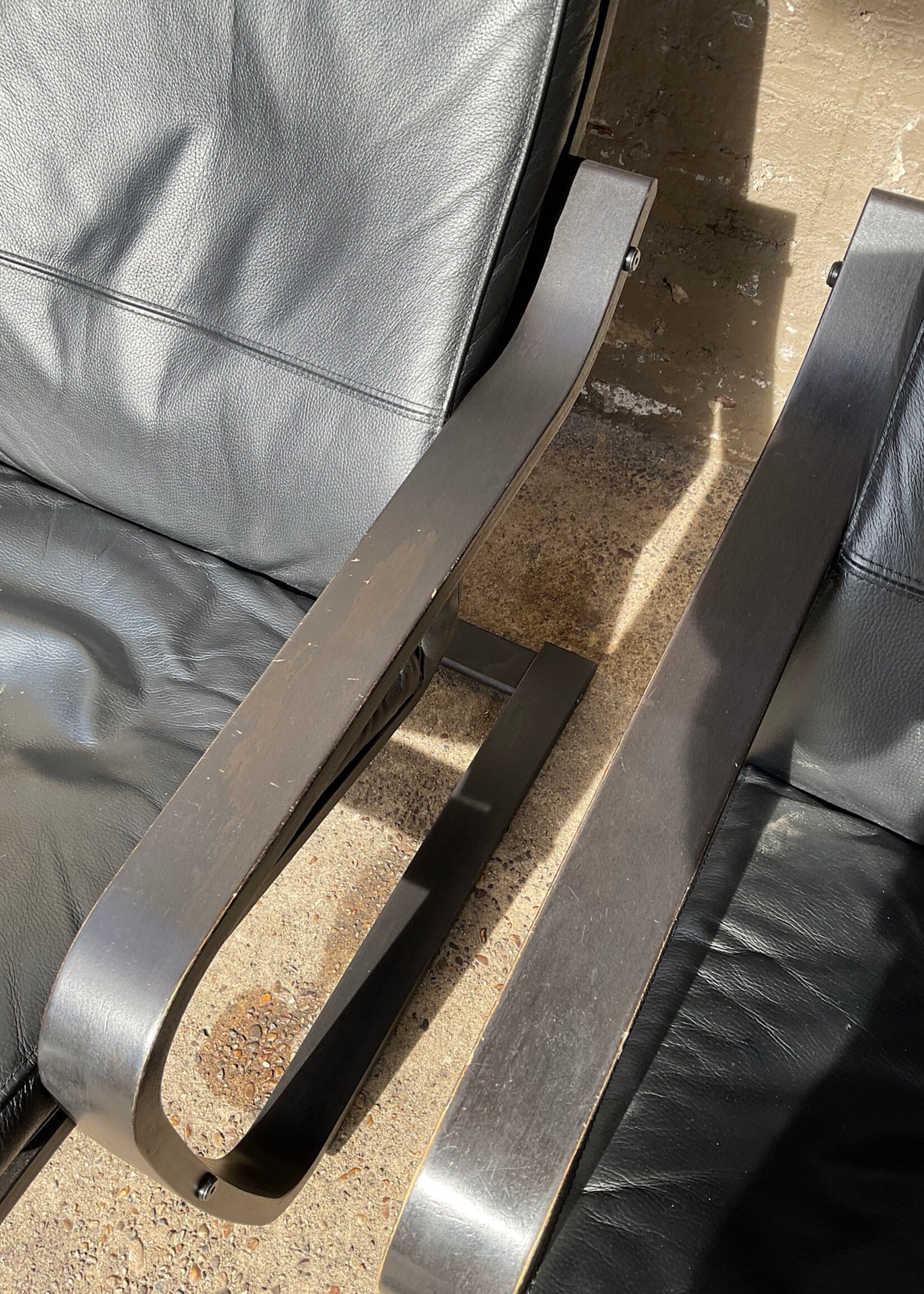 GOODWOOD Leather Poang Chair