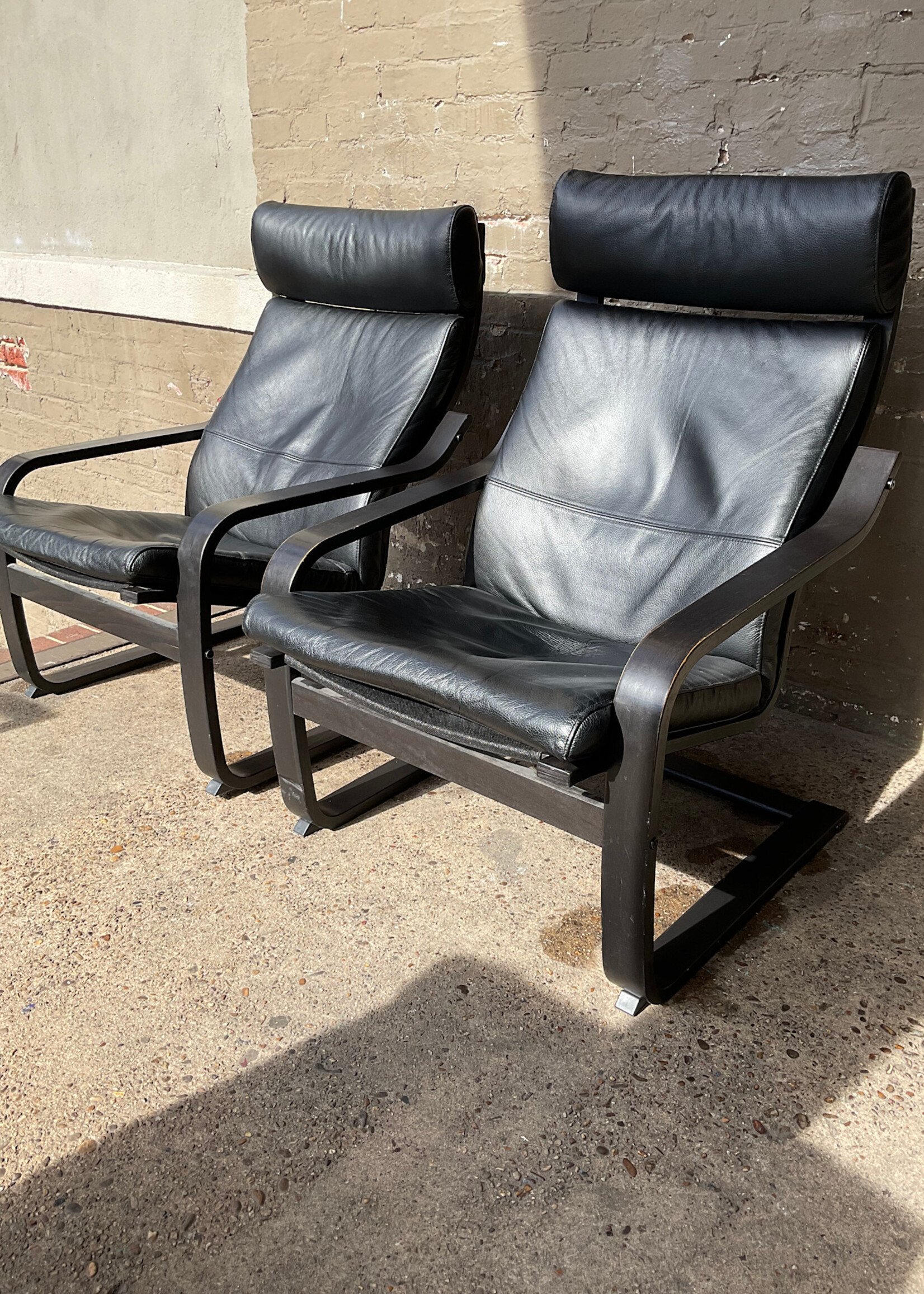 GOODWOOD Leather Poang Chair