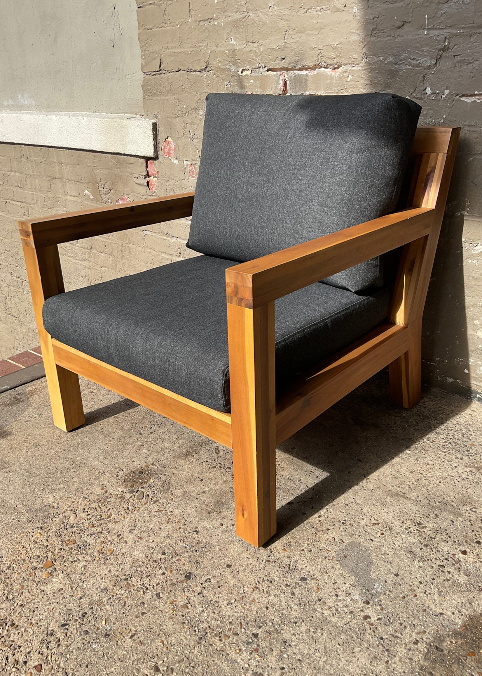 GOODWOOD Teak Lounge Chair