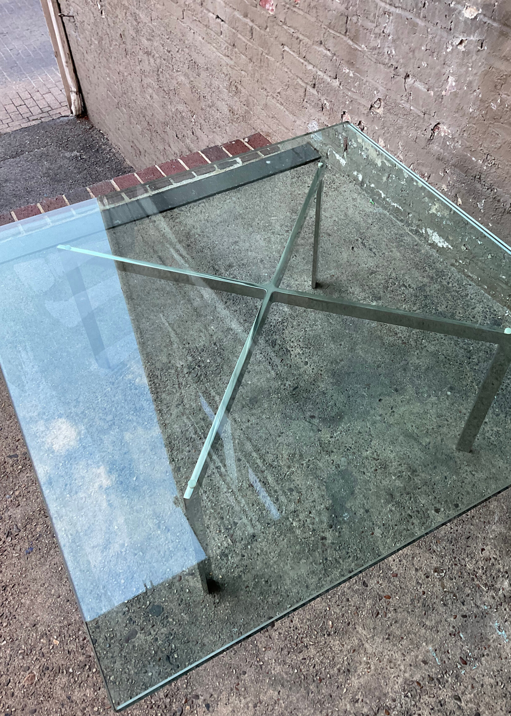 GOODWOOD Mies Van Der Rohe Coffee Table by Knoll