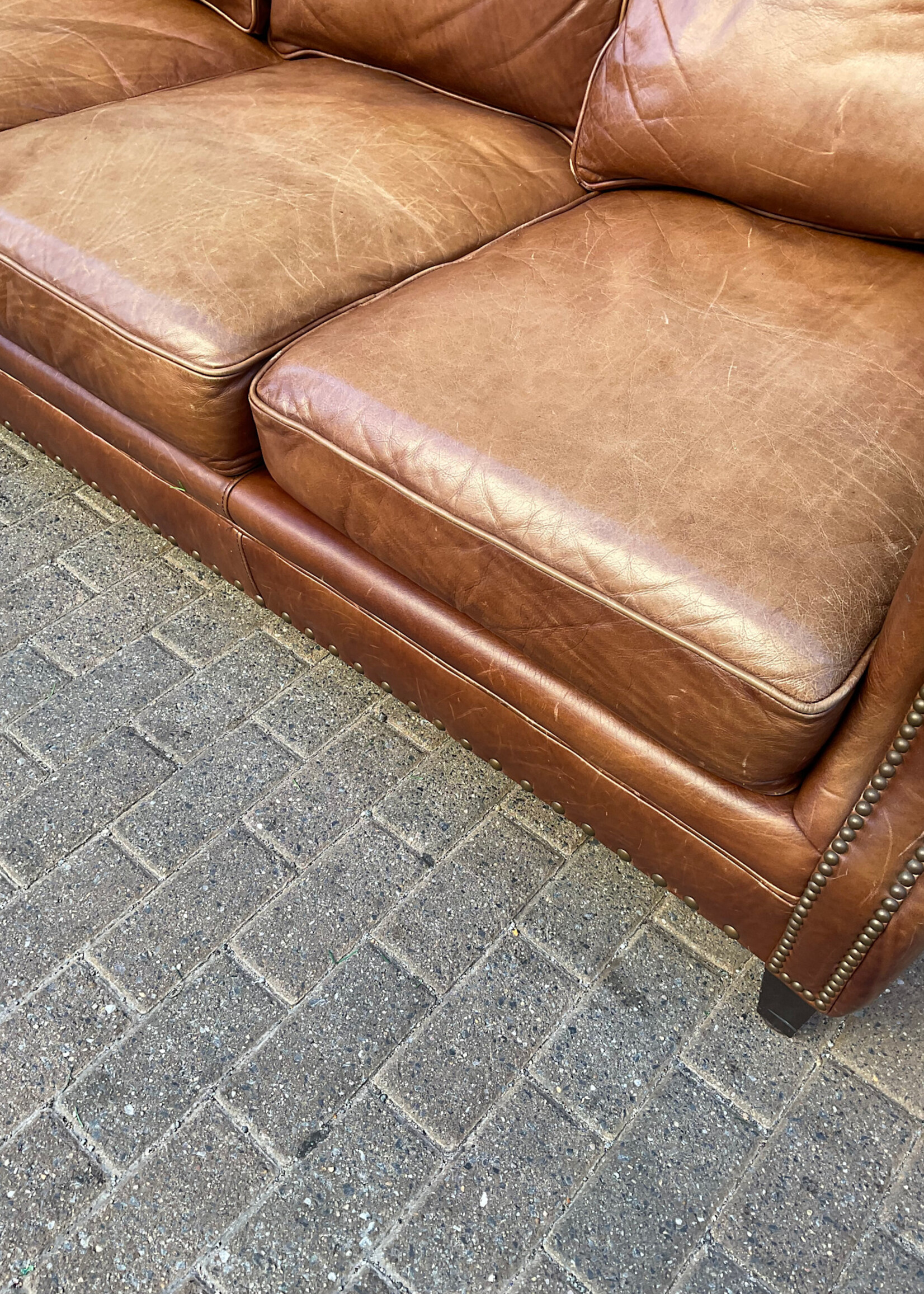 GOODWOOD Leather Sofa