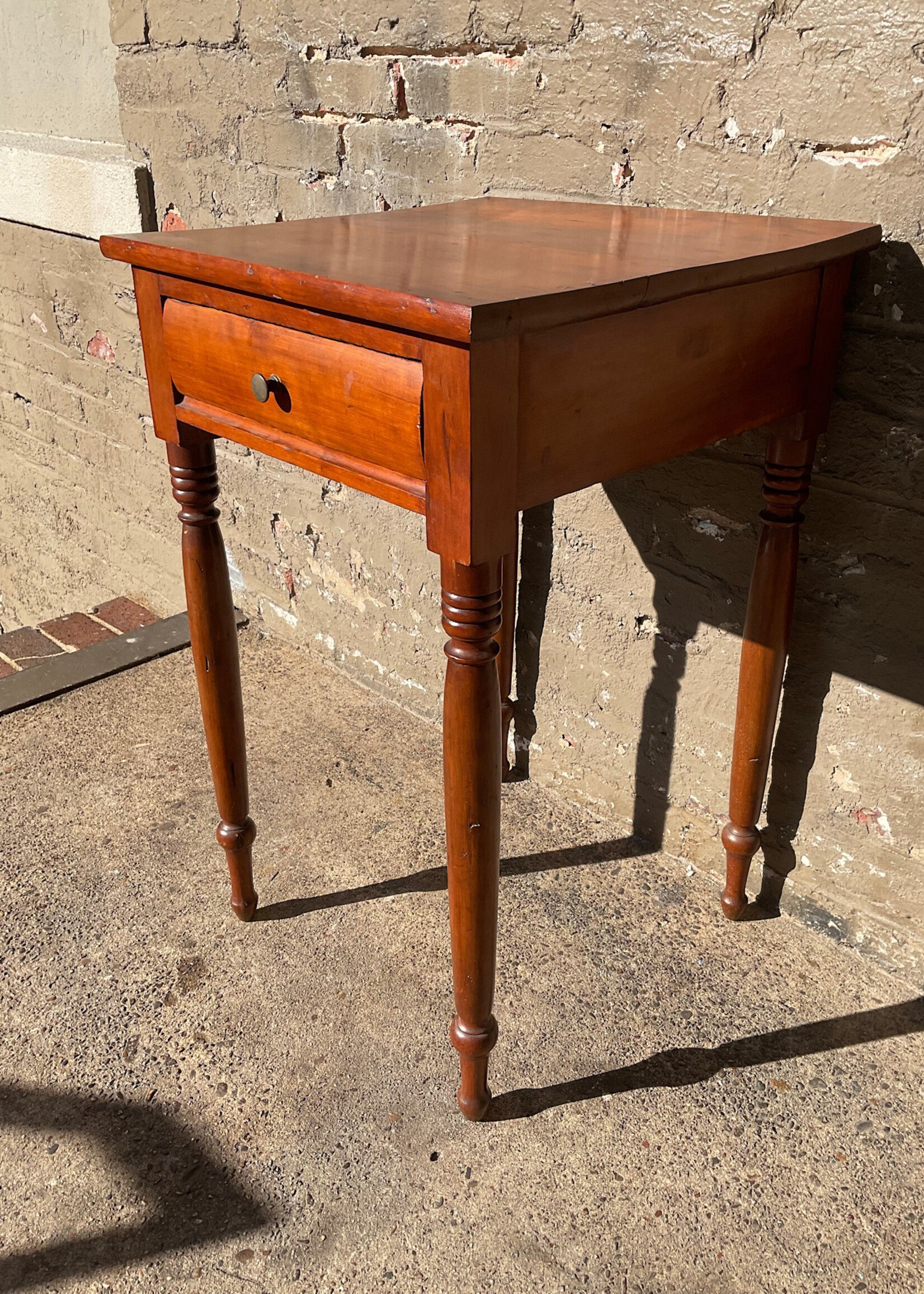 GOODWOOD Federal Pine Side Table