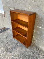 GOODWOOD Small Pine Bookcase