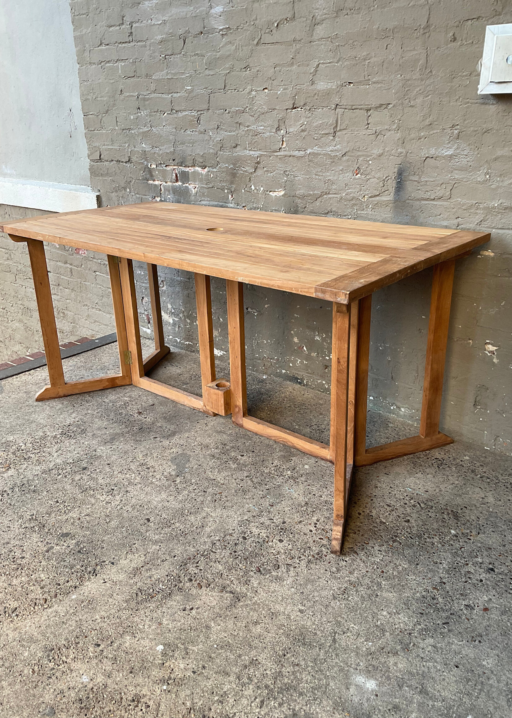 GOODWOOD Teak Folding Table