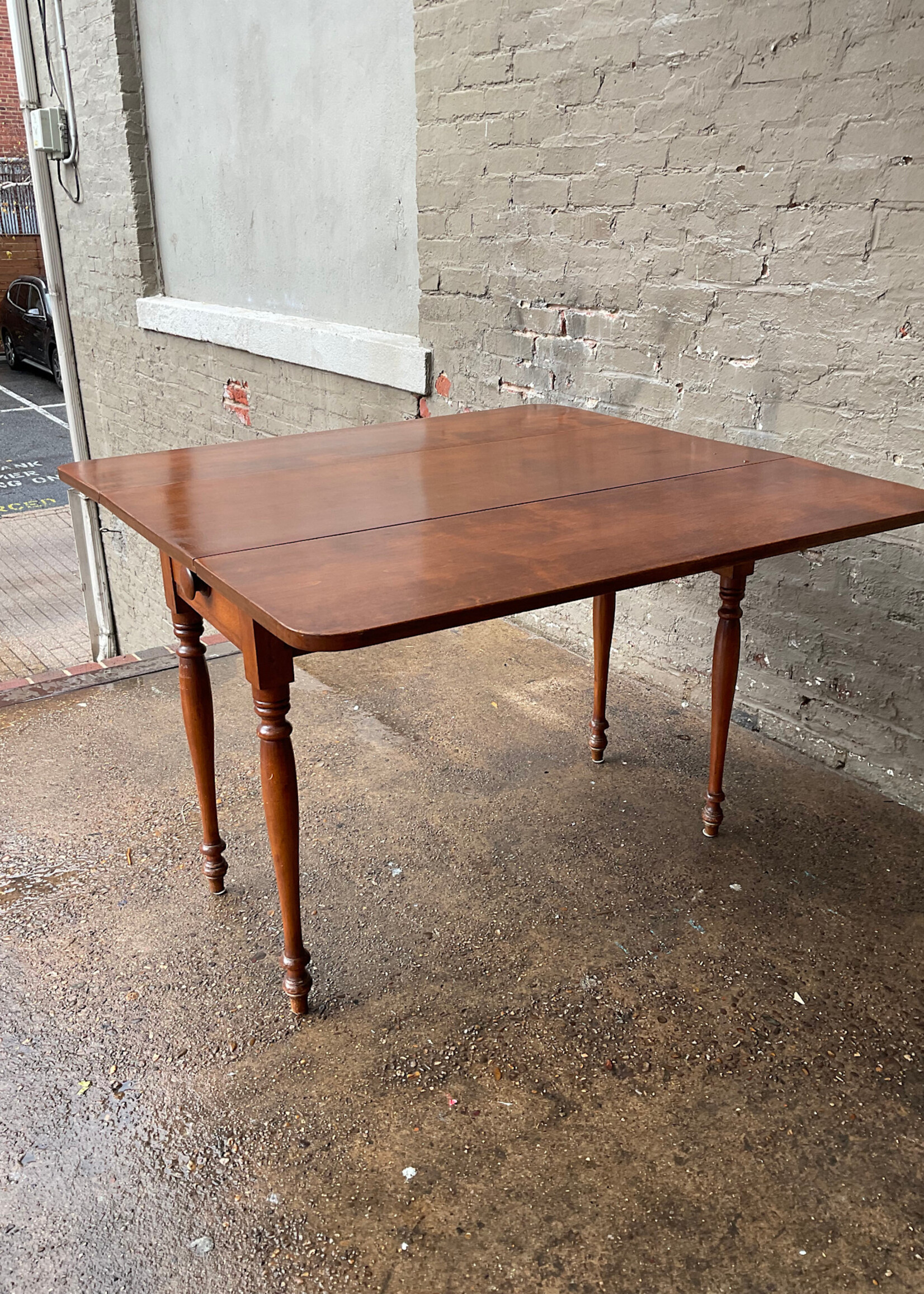 GOODWOOD Antique Drop Leaf Table