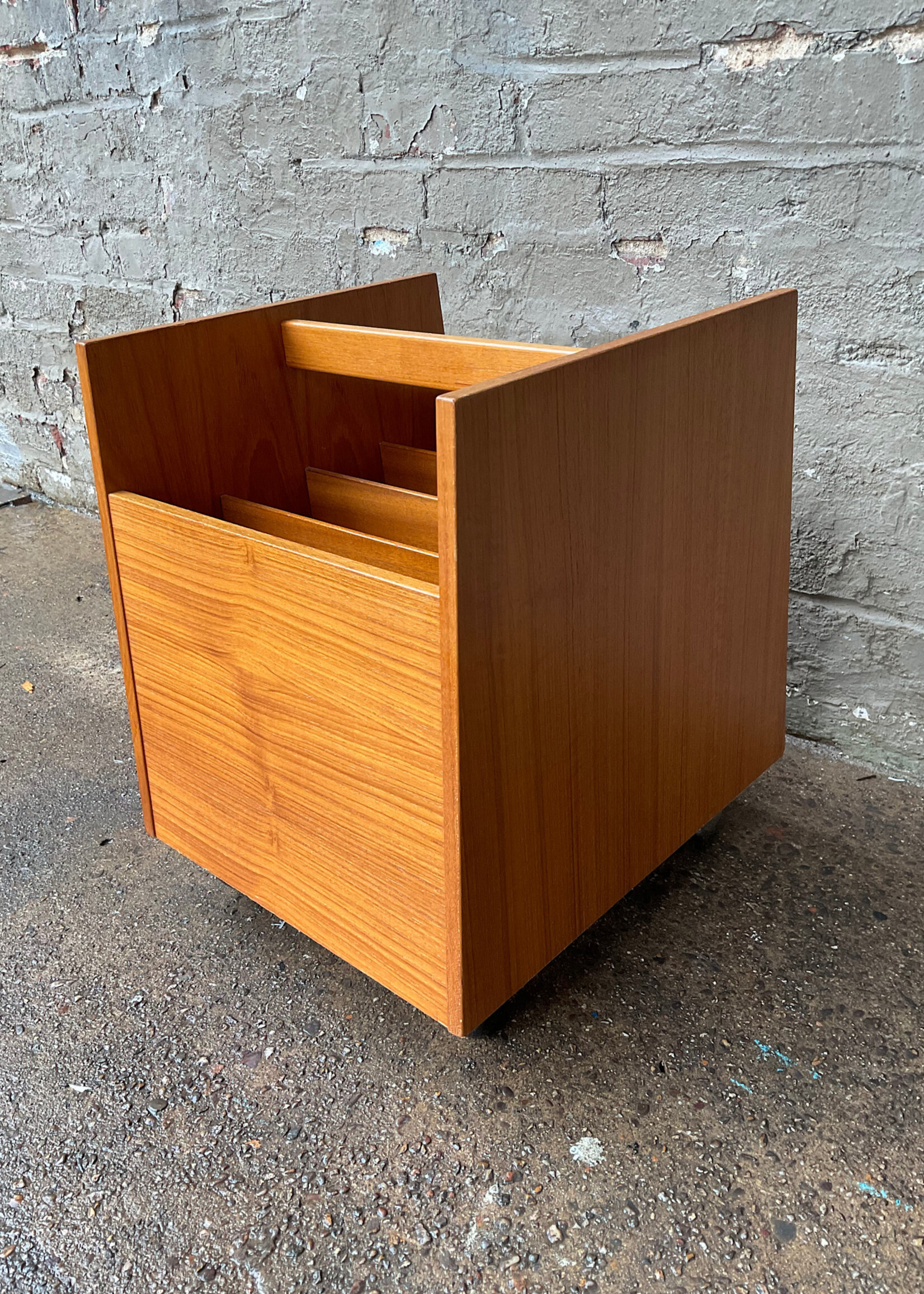 GOODWOOD Danish Modern Magazine Stand