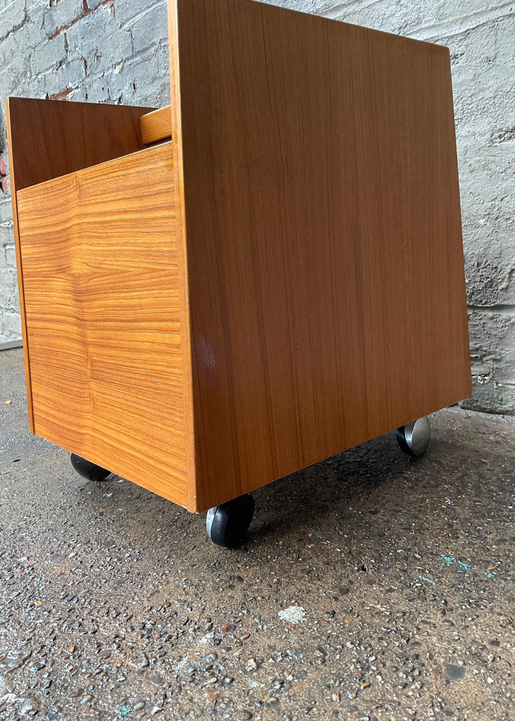 GOODWOOD Danish Modern Magazine Stand