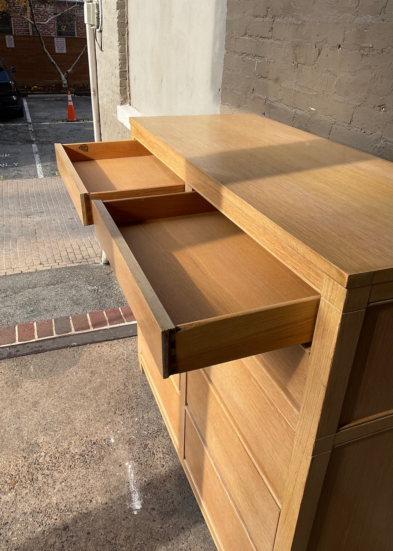 GOODWOOD Kent Coffey Oak Chest of Drawers
