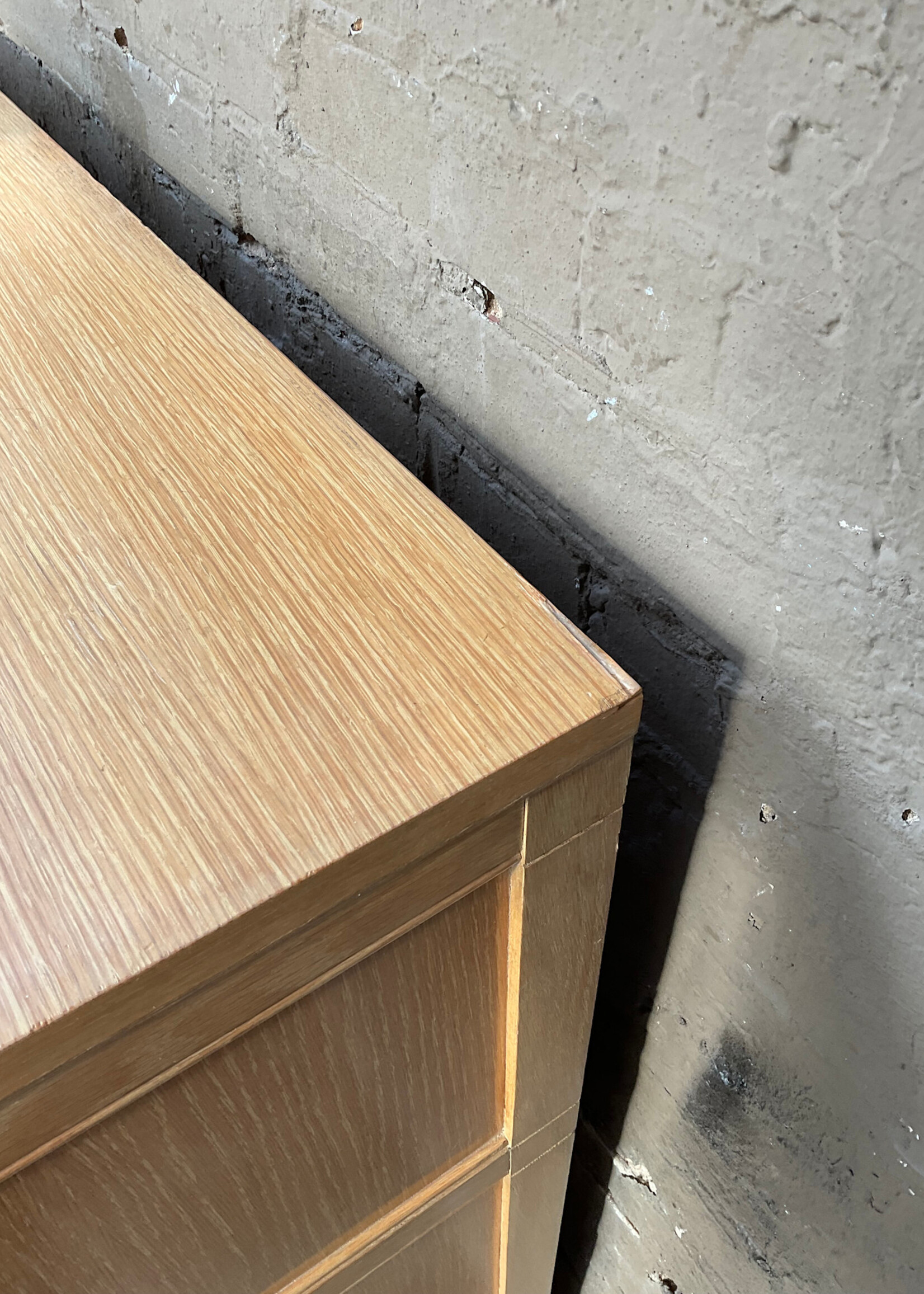 GOODWOOD Kent Coffey Oak Chest of Drawers