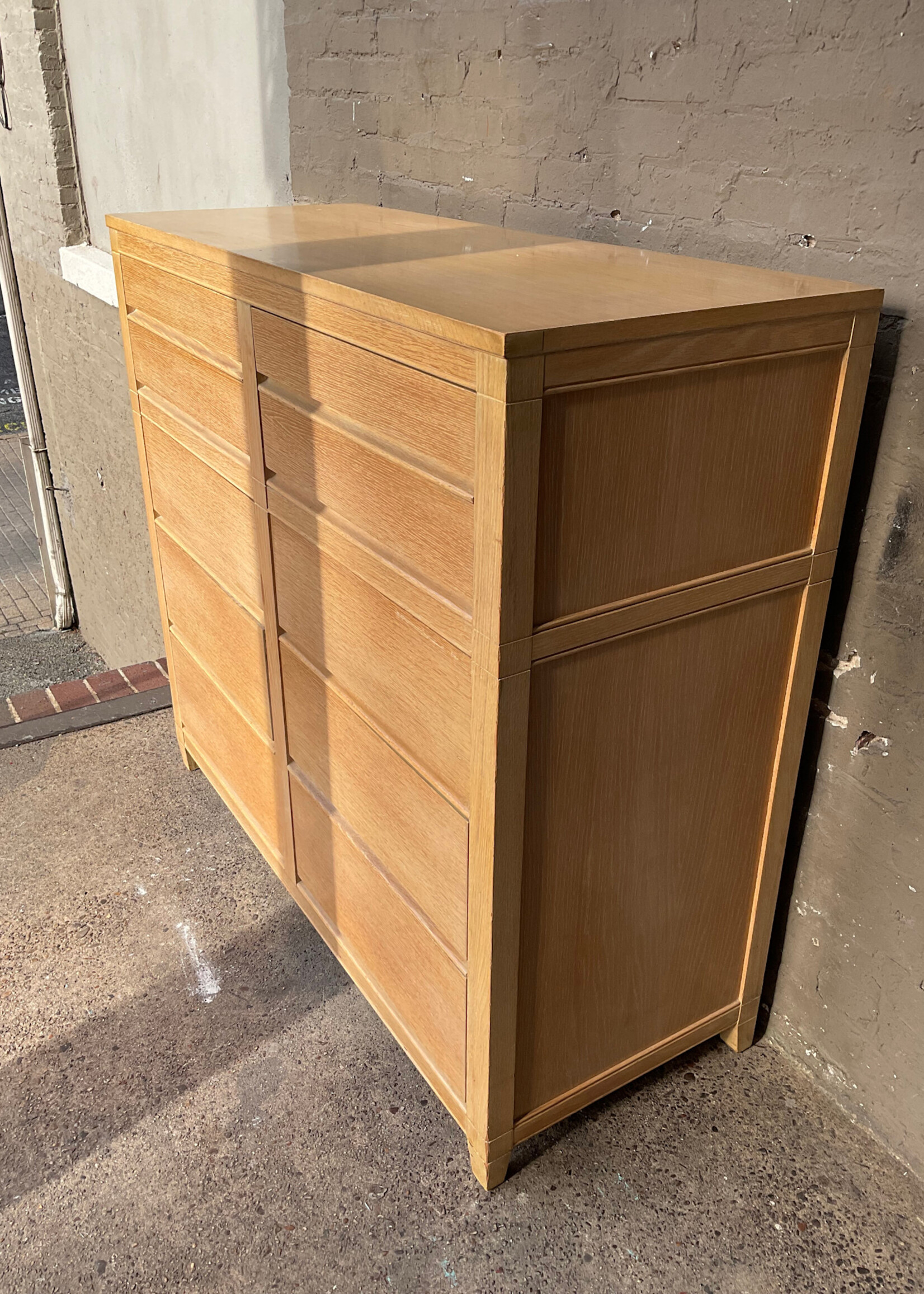 GOODWOOD Kent Coffey Oak Chest of Drawers