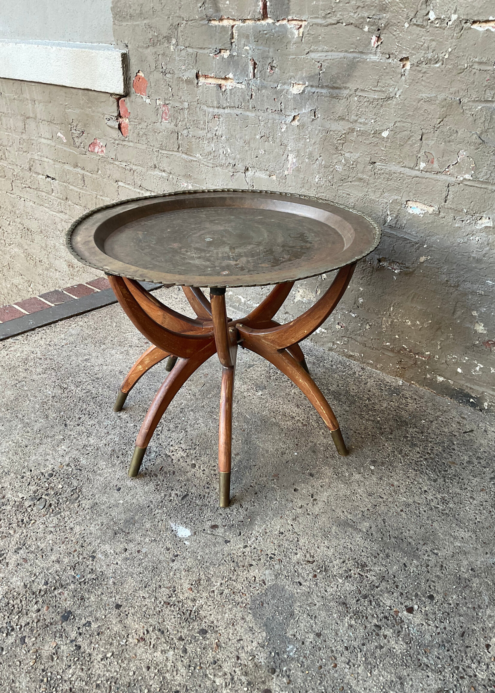 GOODWOOD Brass Tray on Stand