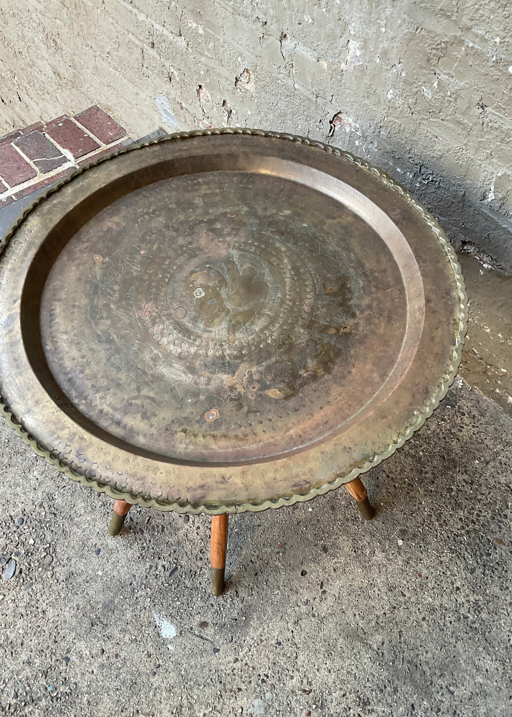 GOODWOOD Brass Tray on Stand