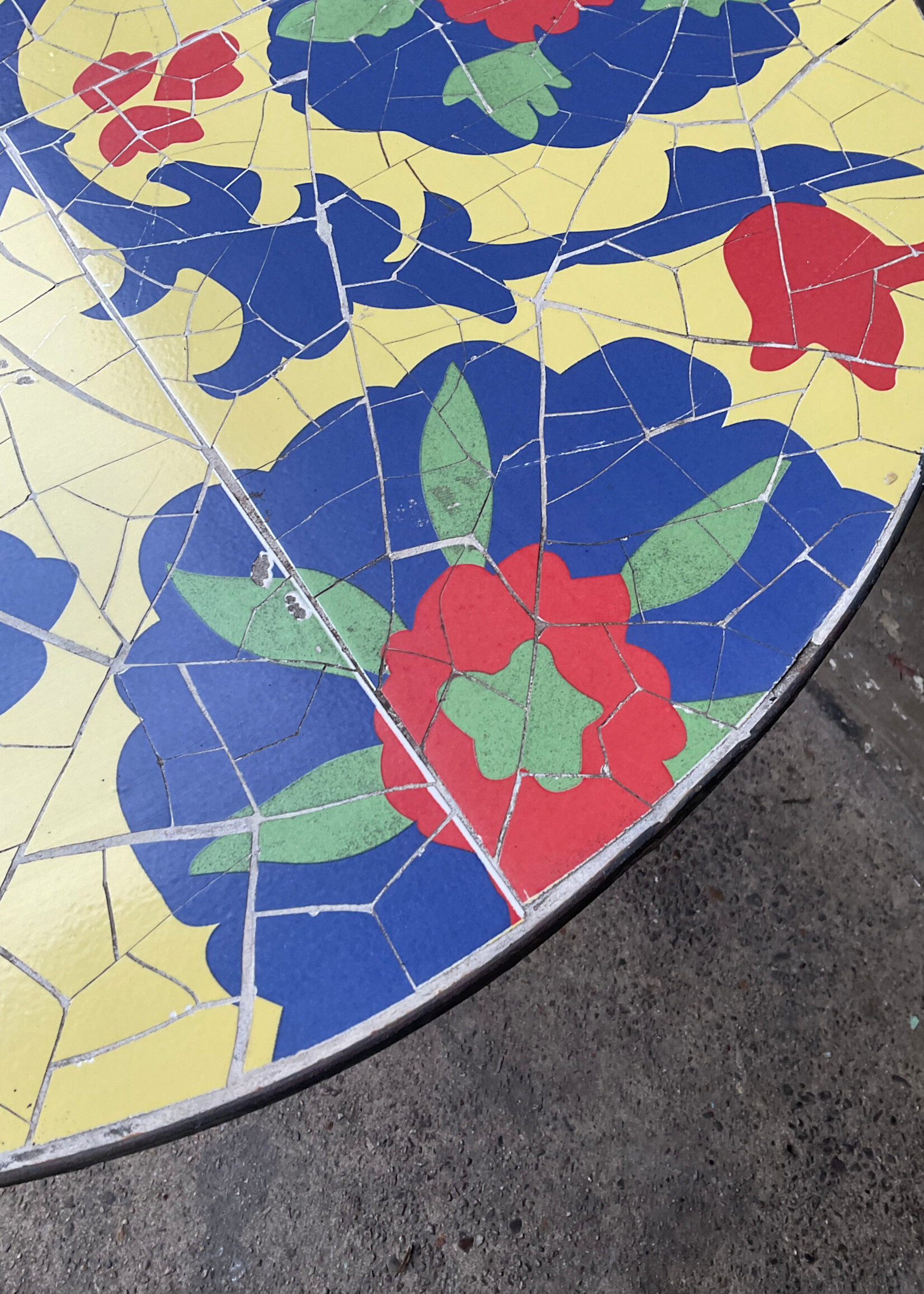 GOODWOOD Tile Top Table