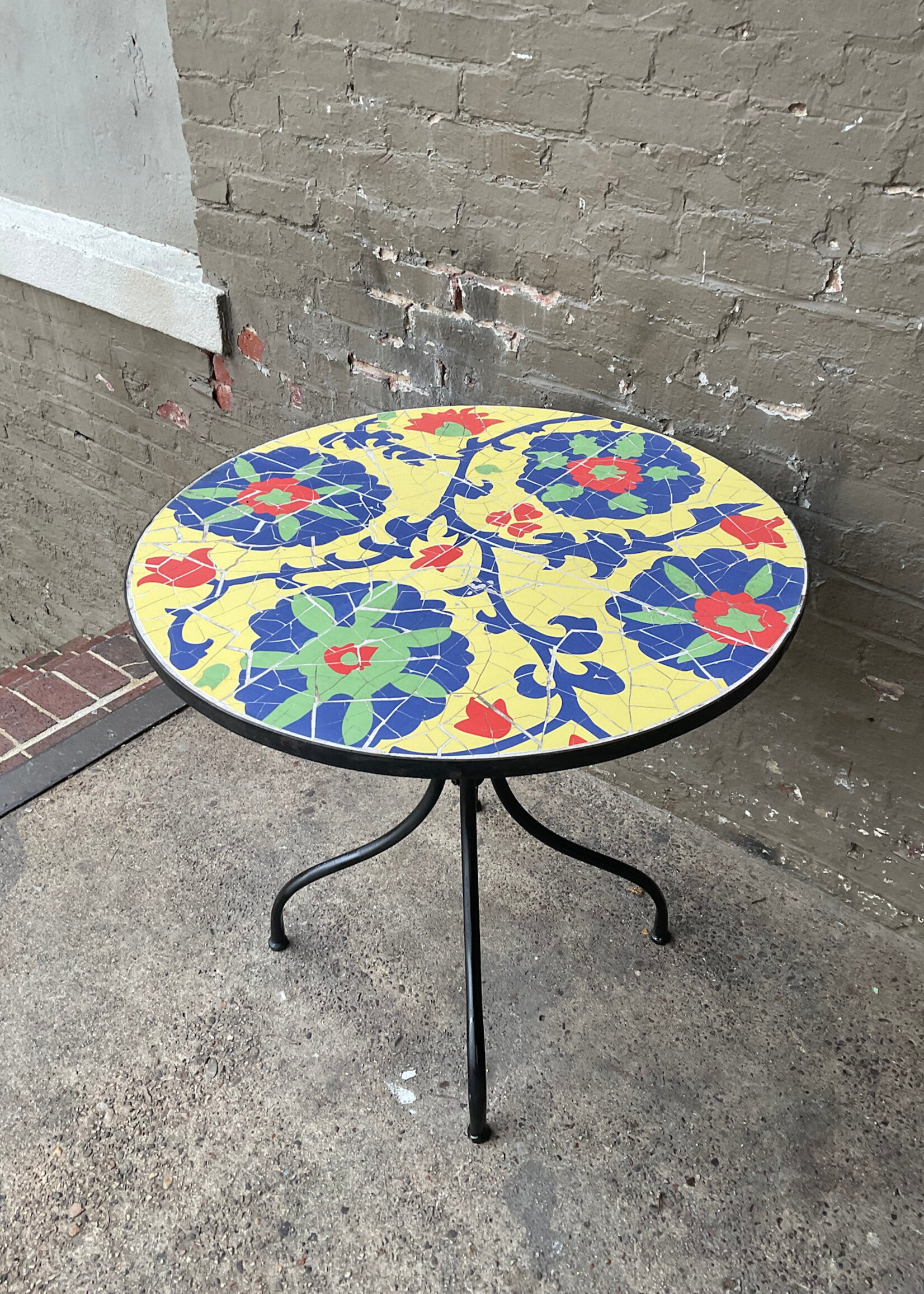 GOODWOOD Tile Top Table