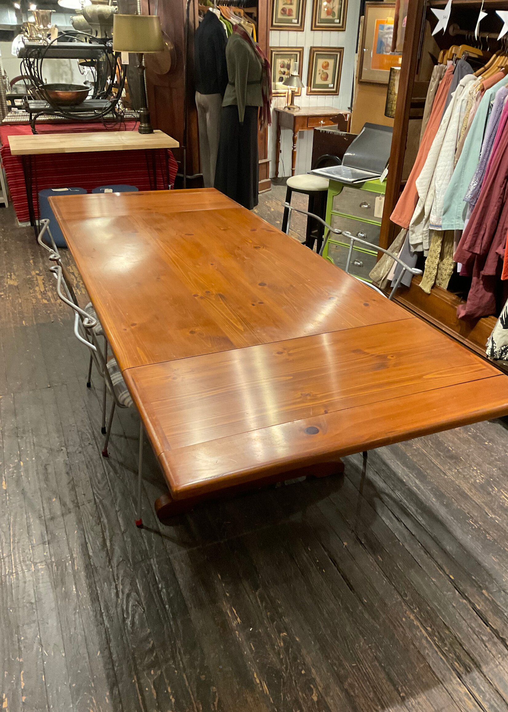 GOODWOOD Vintage Pine Trestle Table with 2 Leaves