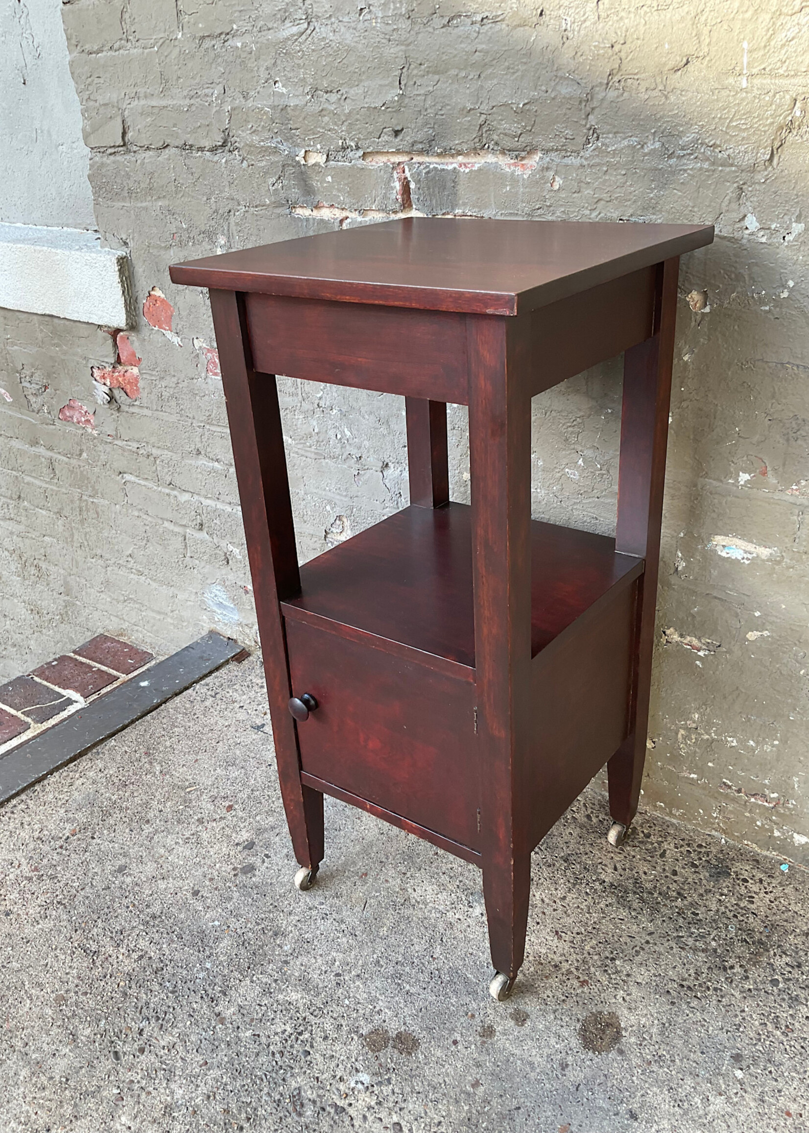 GOODWOOD Antique Side Table