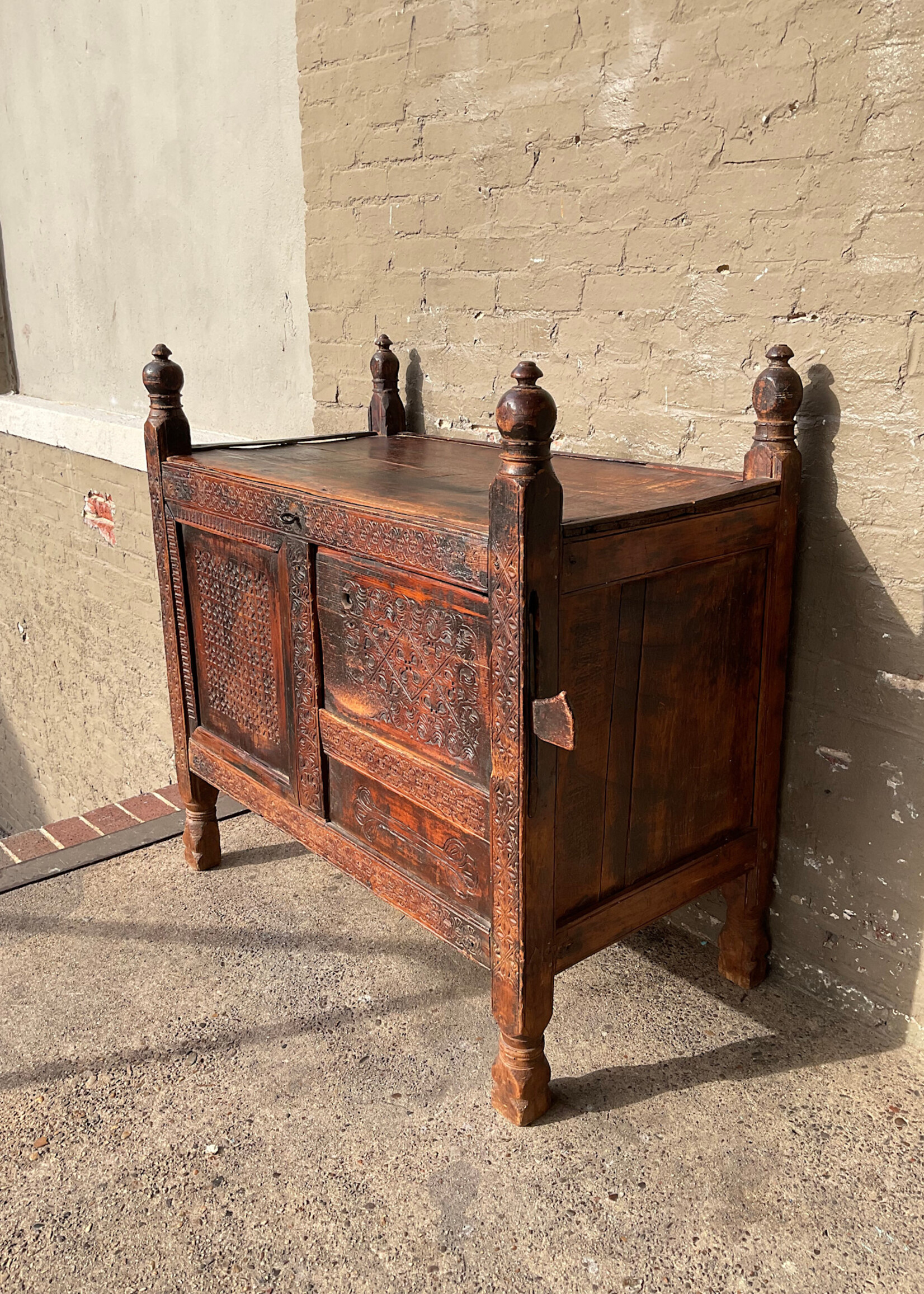 GOODWOOD Antique Dowry Chest