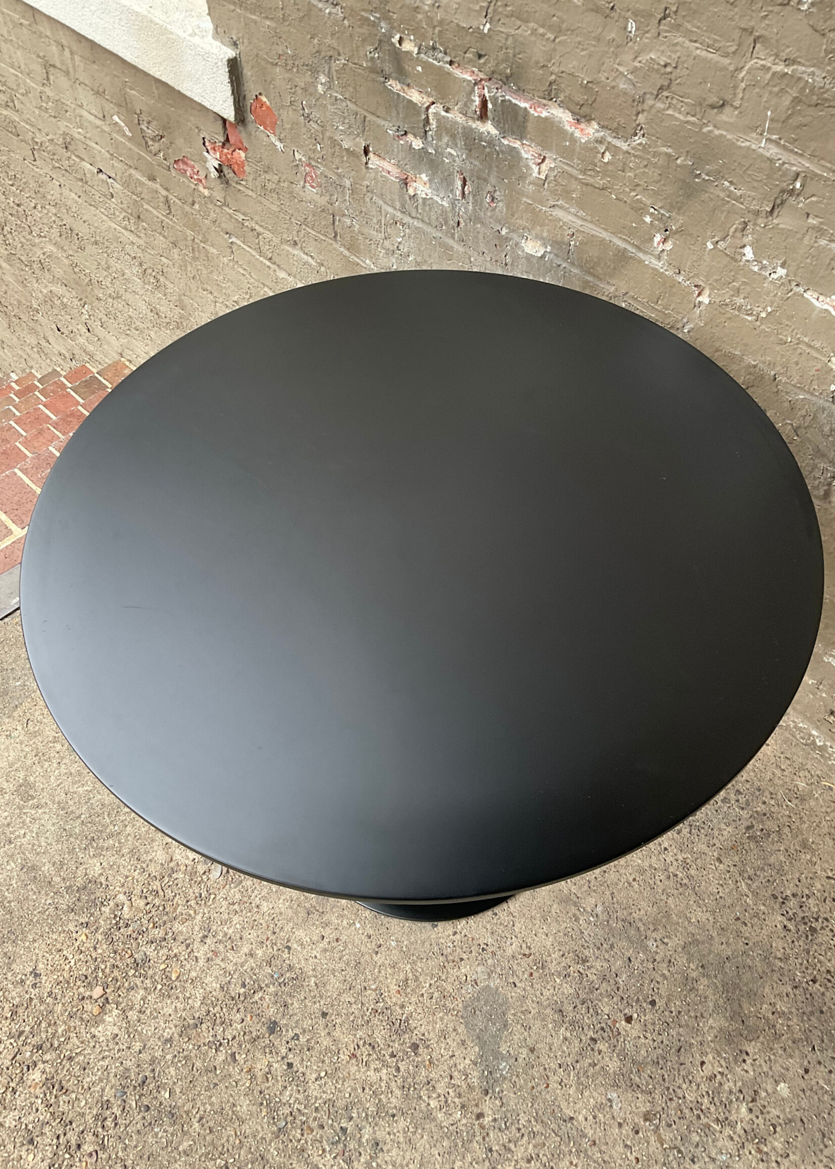 GOODWOOD Modern Tulip Table