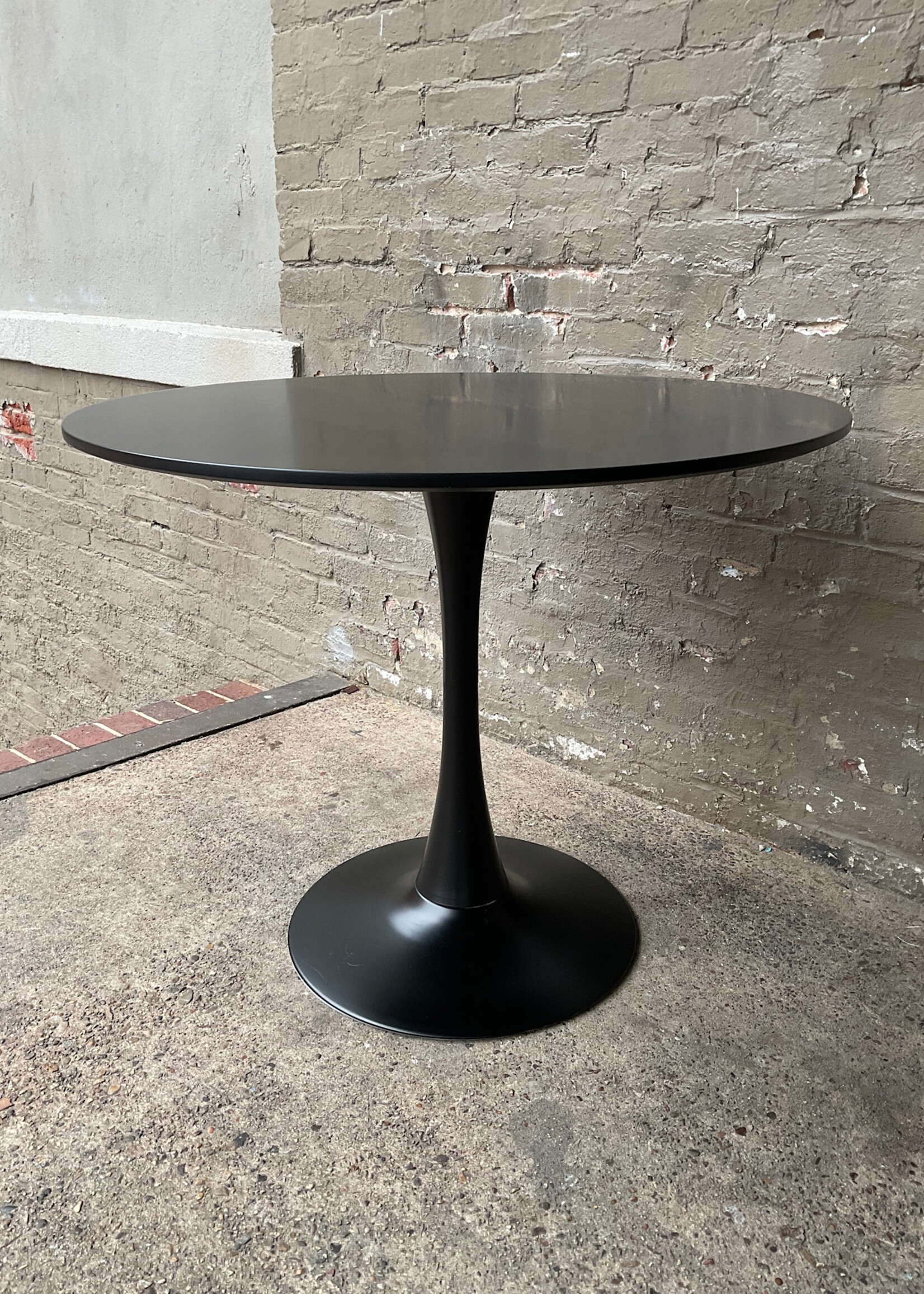 GOODWOOD Modern Tulip Table