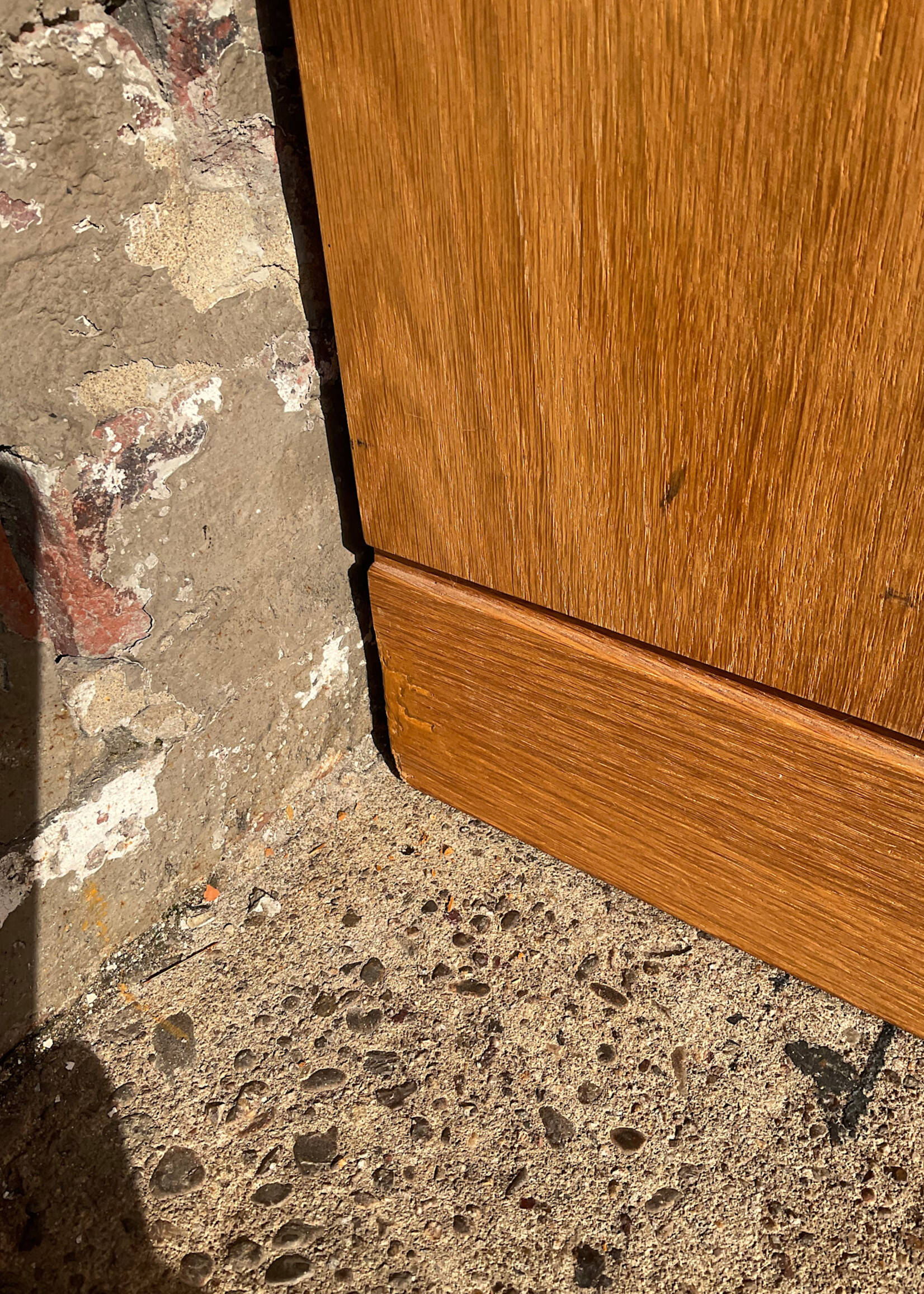 GOODWOOD Pair of MCM Nightstands