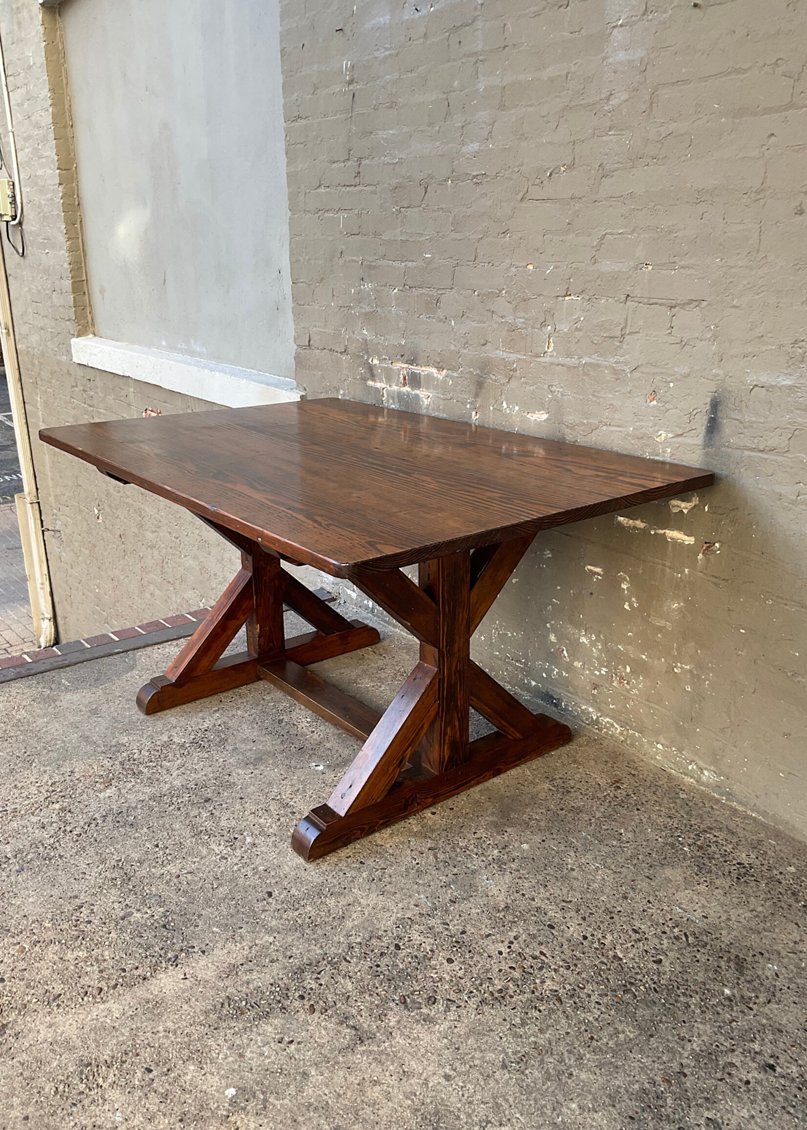 GOODWOOD Handmade Heart Pine Trestle Table