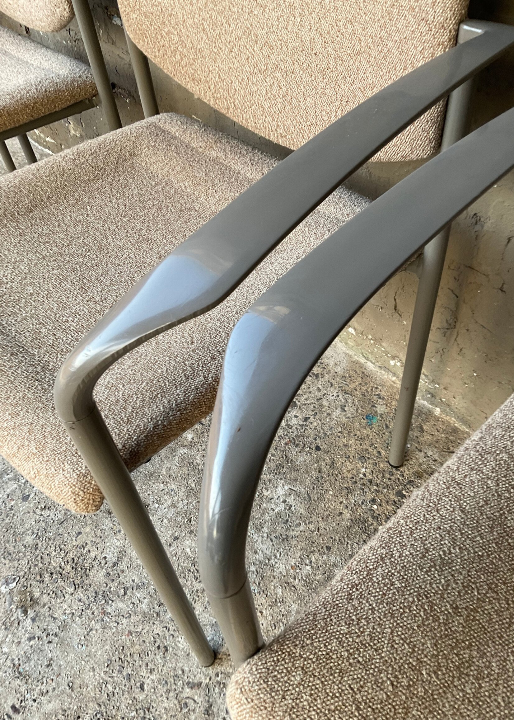 GOODWOOD Modern Steelcase Dining Chair