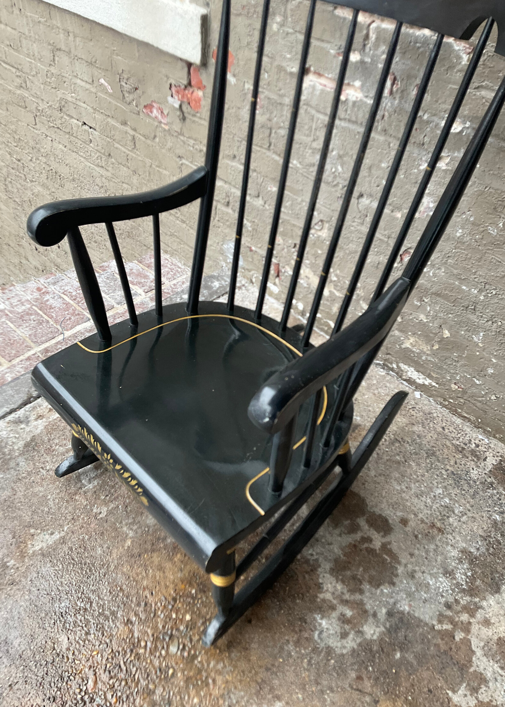 GOODWOOD Brown University Rocking Chair