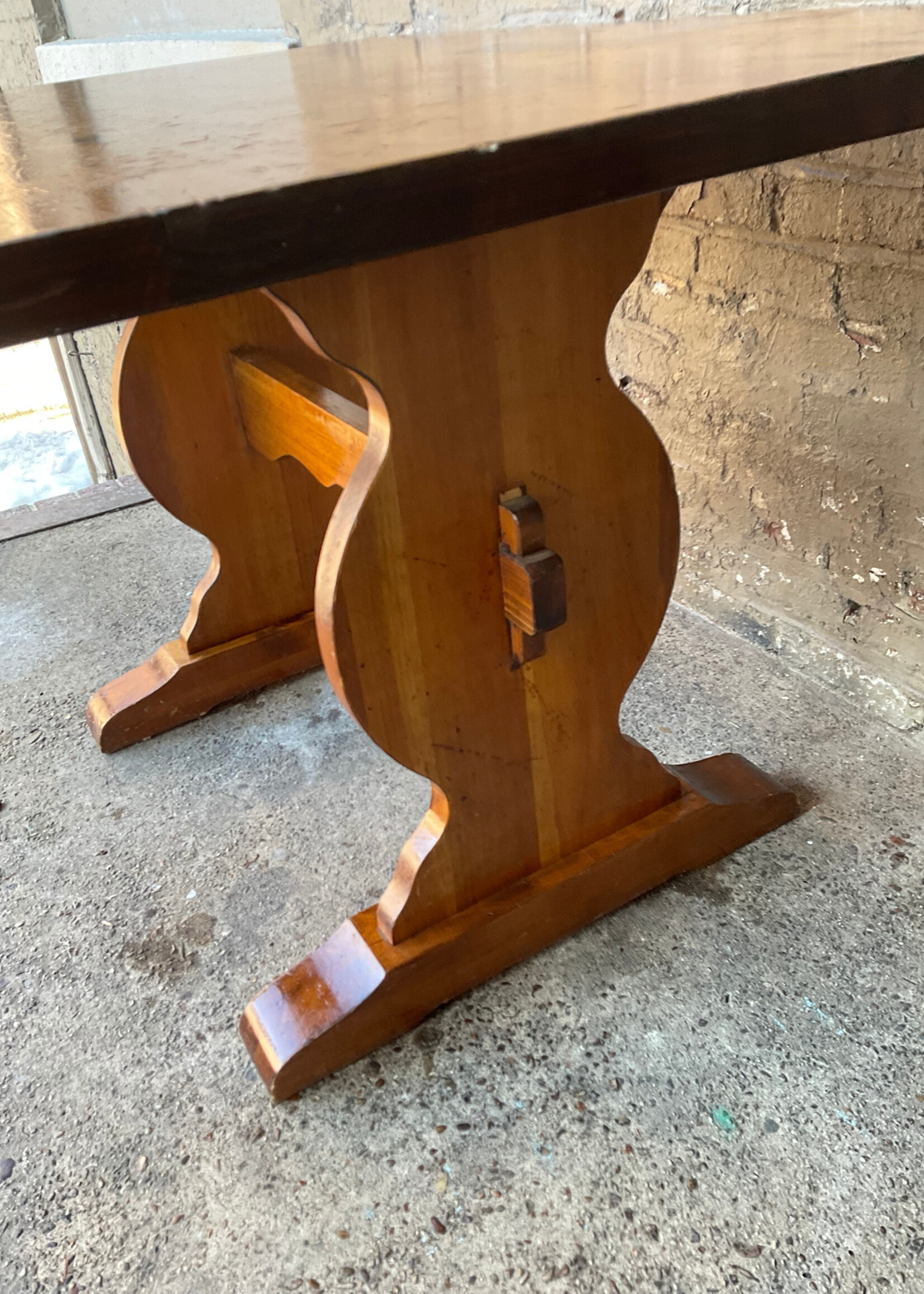 GOODWOOD Vintage Pine Trestle Table