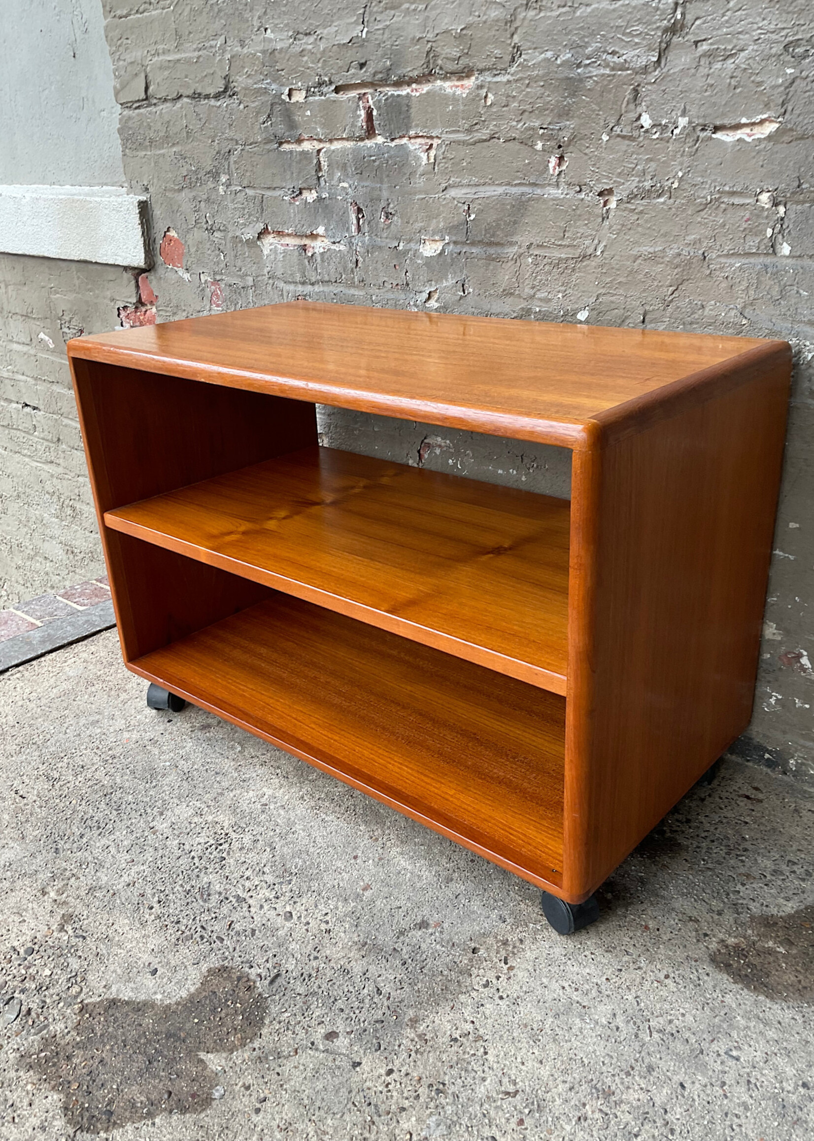 GOODWOOD Danish Modern Rolling Media Cart