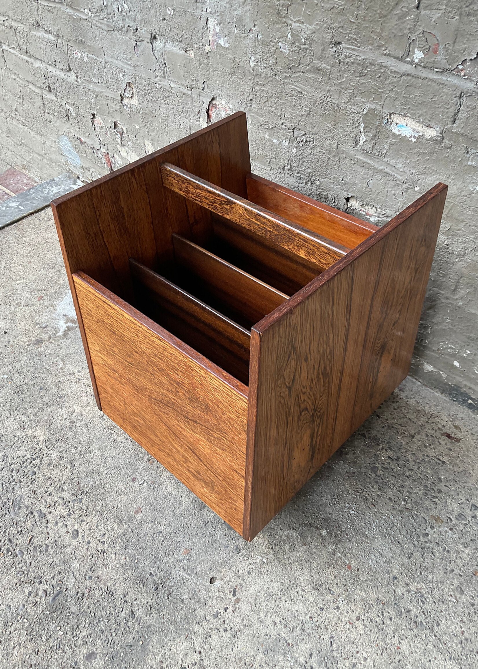 GOODWOOD Rolf Hesland Danish Modern Rosewood Magazine Stand