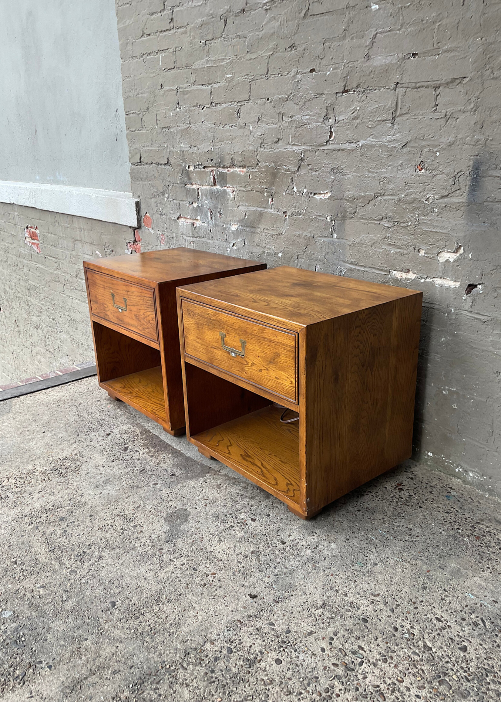 GOODWOOD Pair of Henredon Campaign Style Nightstands