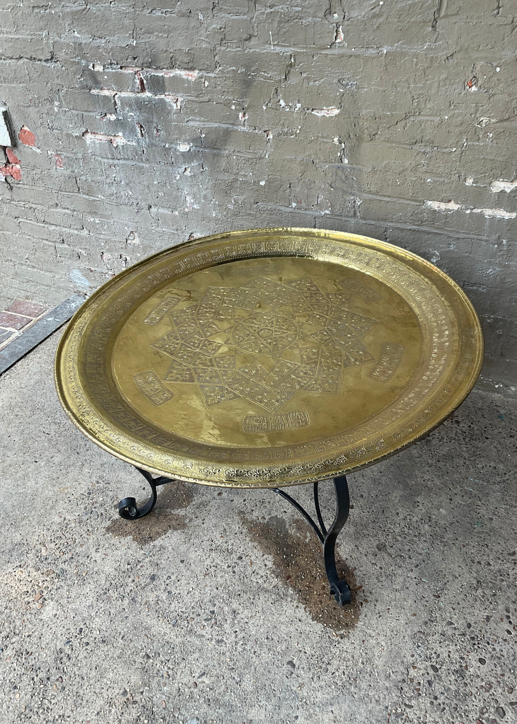 GOODWOOD Brass Tray on Iron Stand