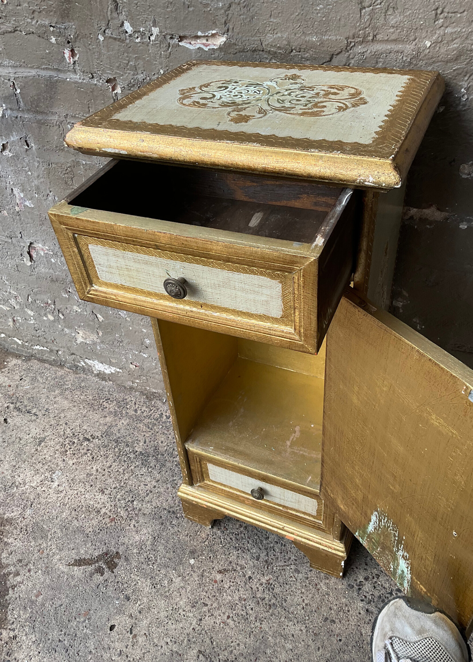 GOODWOOD Vintage Italian Side Chest