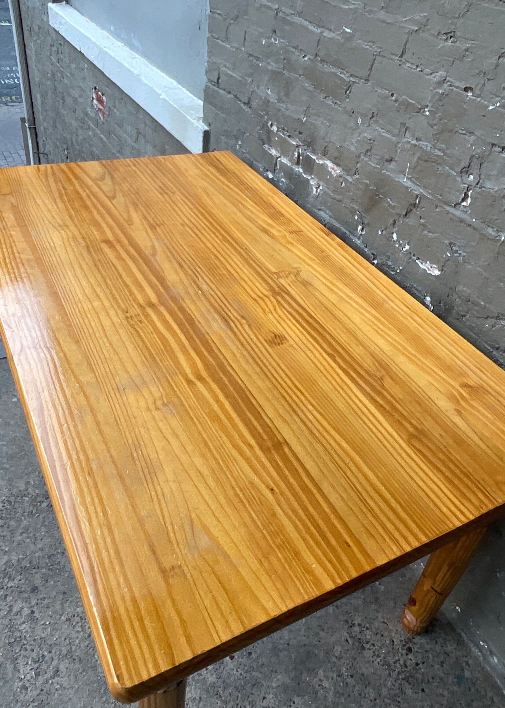 GOODWOOD Solid Pine Tavern Table