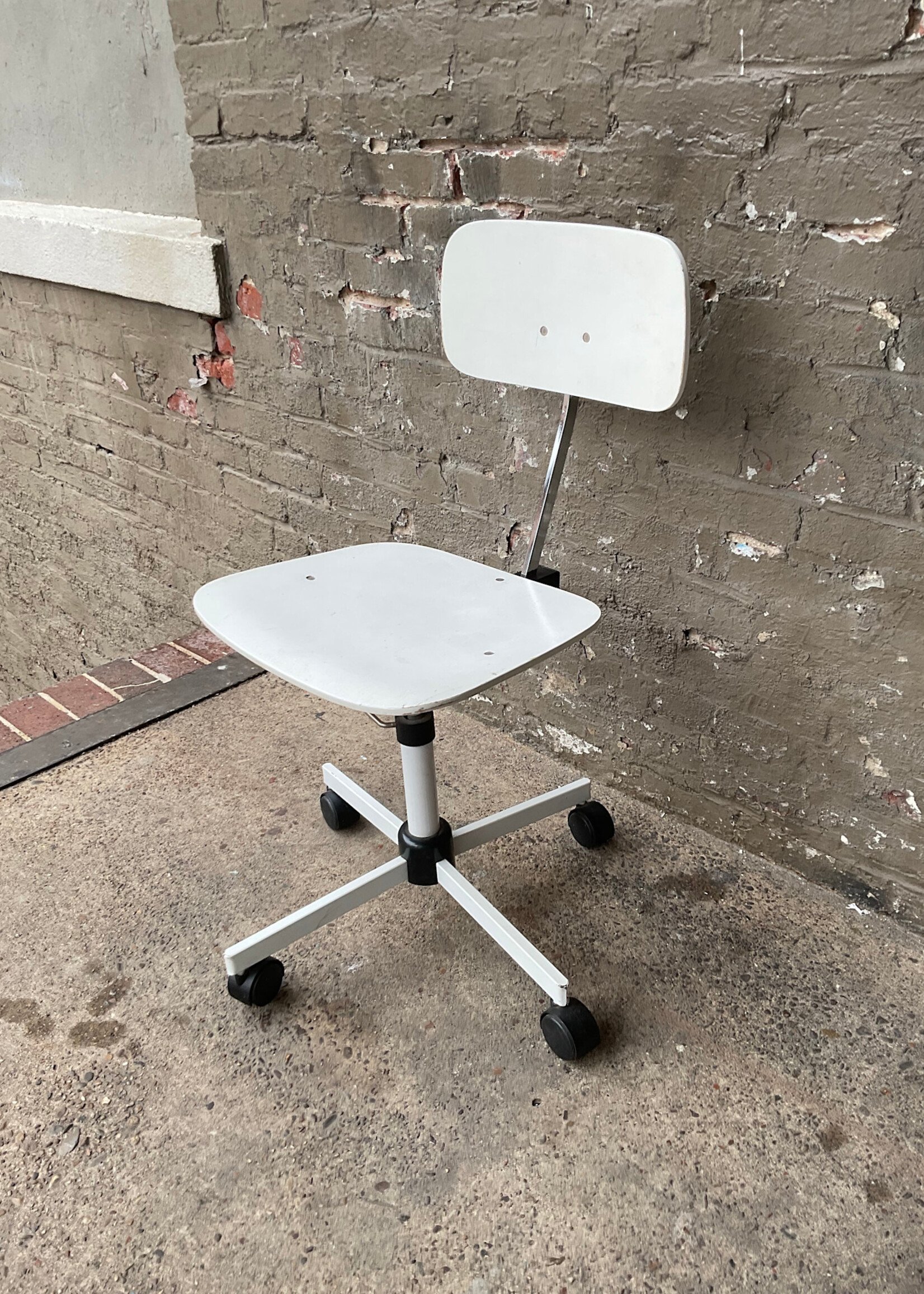 GOODWOOD Rabami Danish Modern Office Chair, Missing Lever