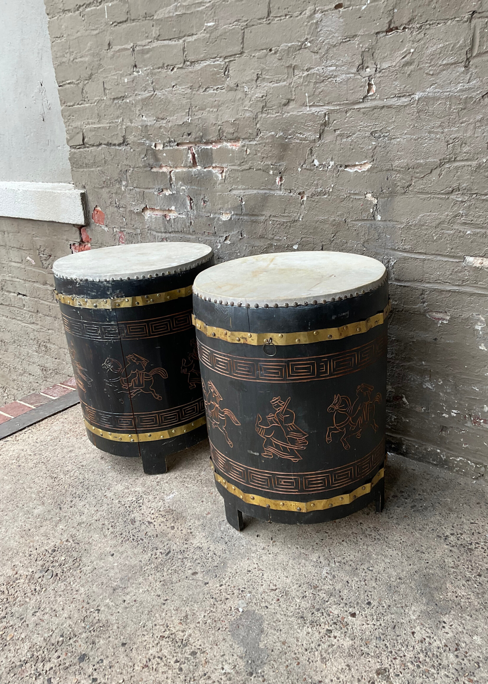 GOODWOOD Pair of Drum Tables