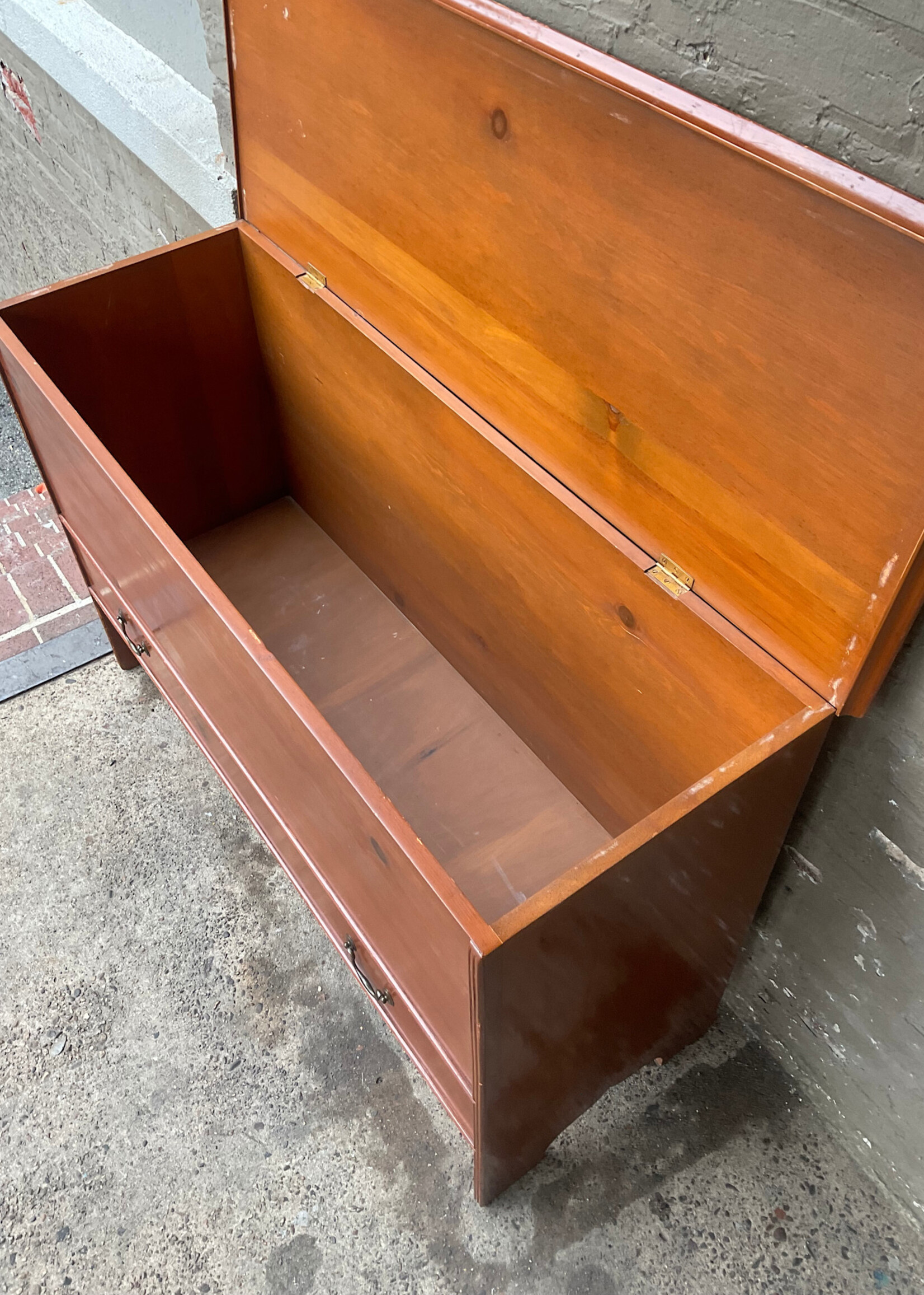 GOODWOOD Antique Pine Mule Chest with Dummy Drawers