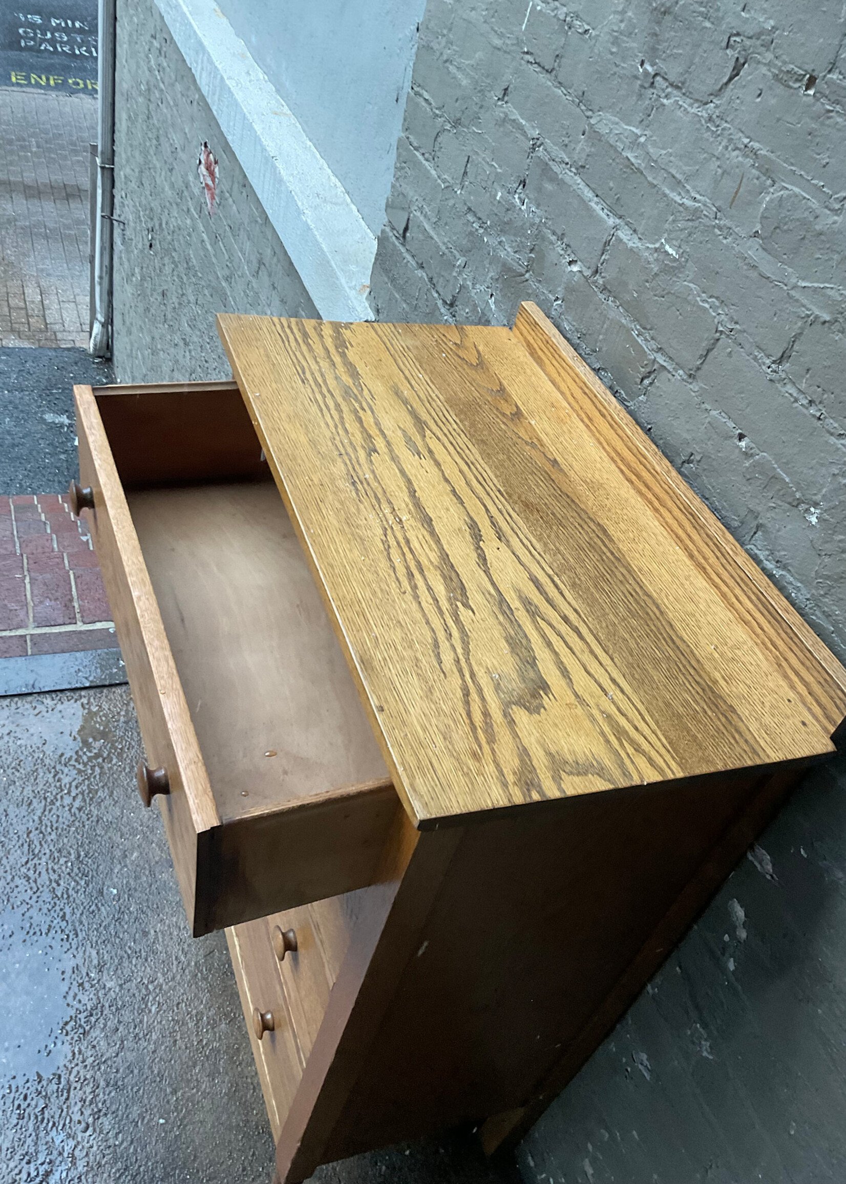 GOODWOOD Antique Oak Chest