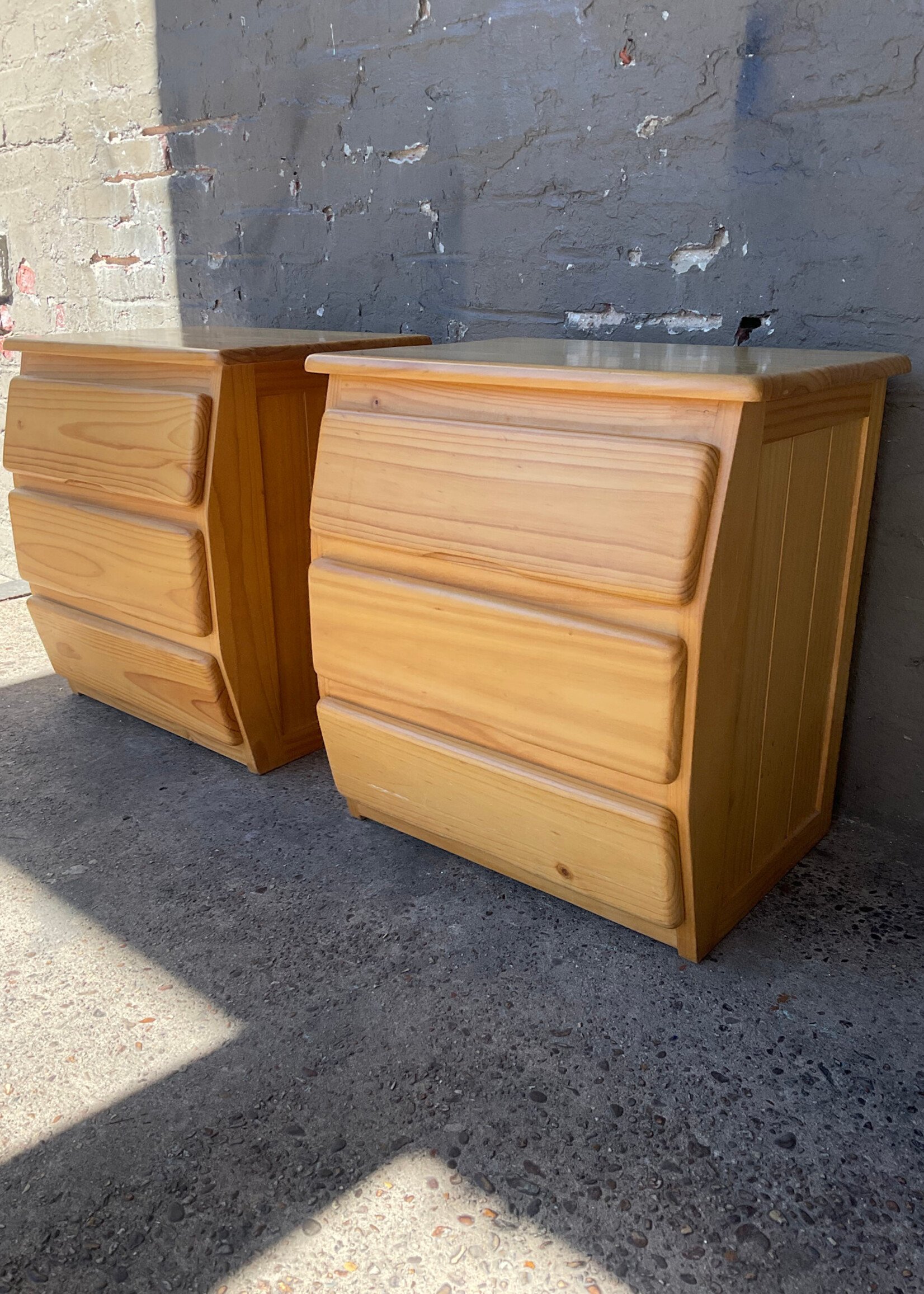GOODWOOD Pair of Vintage Pine Nightstands