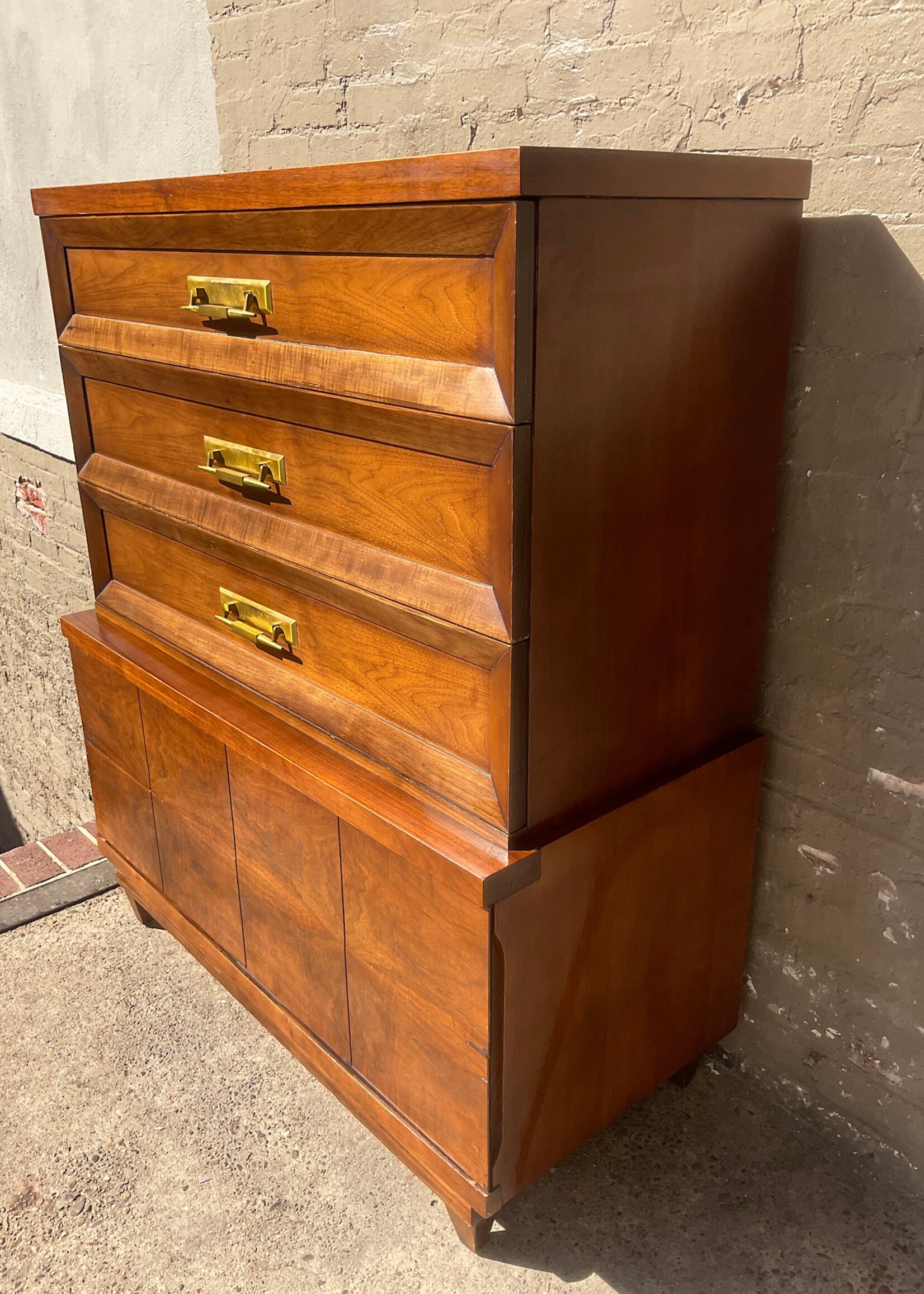 GOODWOOD Kent Coffey MCM Walnut Chest