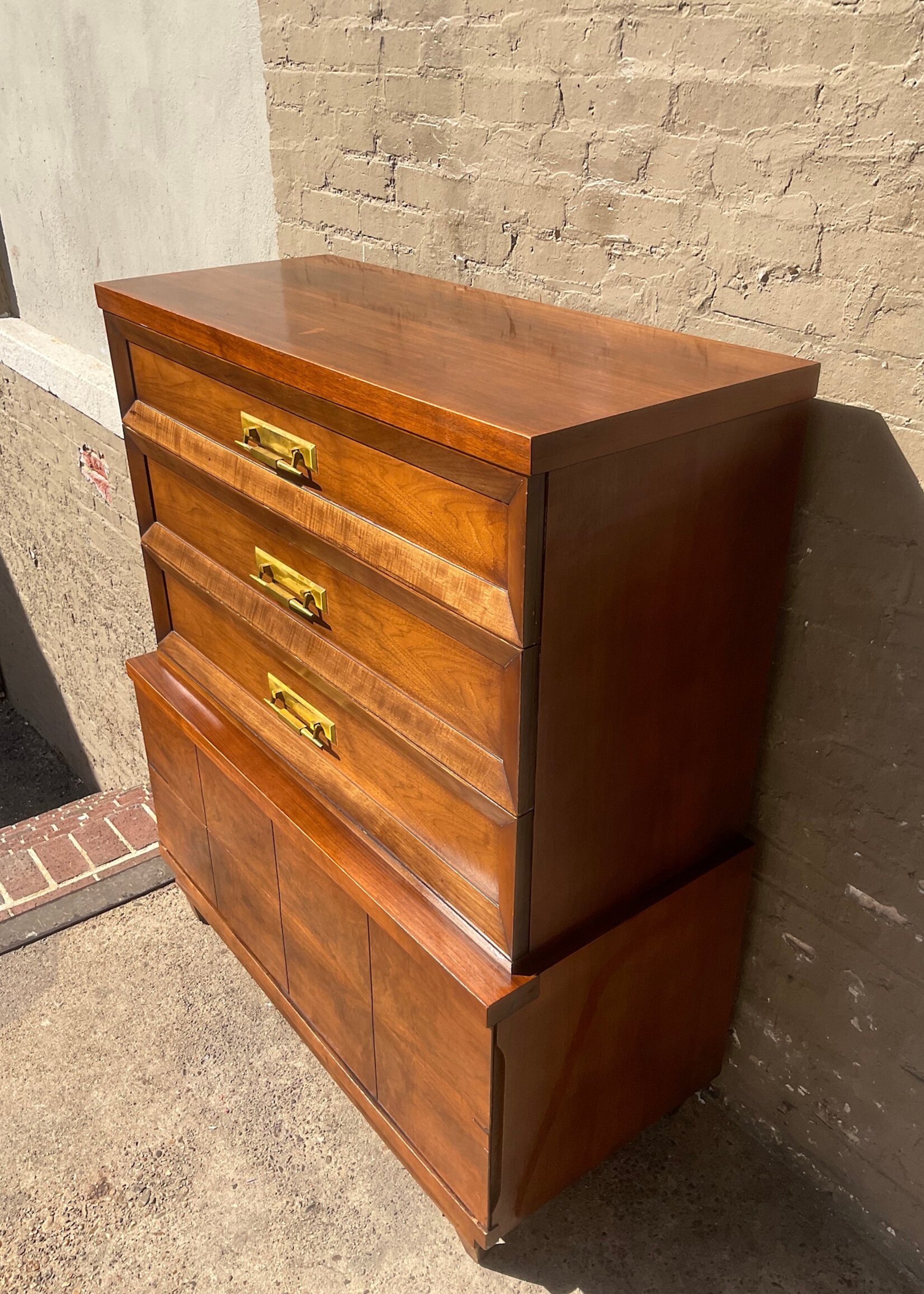 GOODWOOD Kent Coffey MCM Walnut Chest