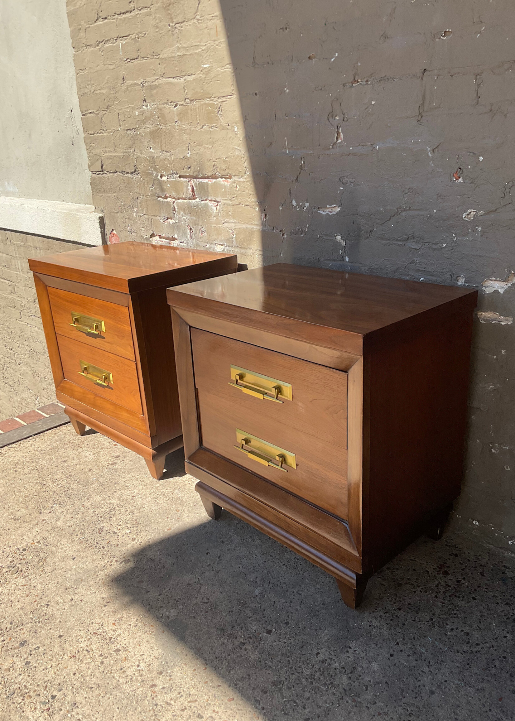 GOODWOOD Pair of Kent Coffey MCM Nightstands