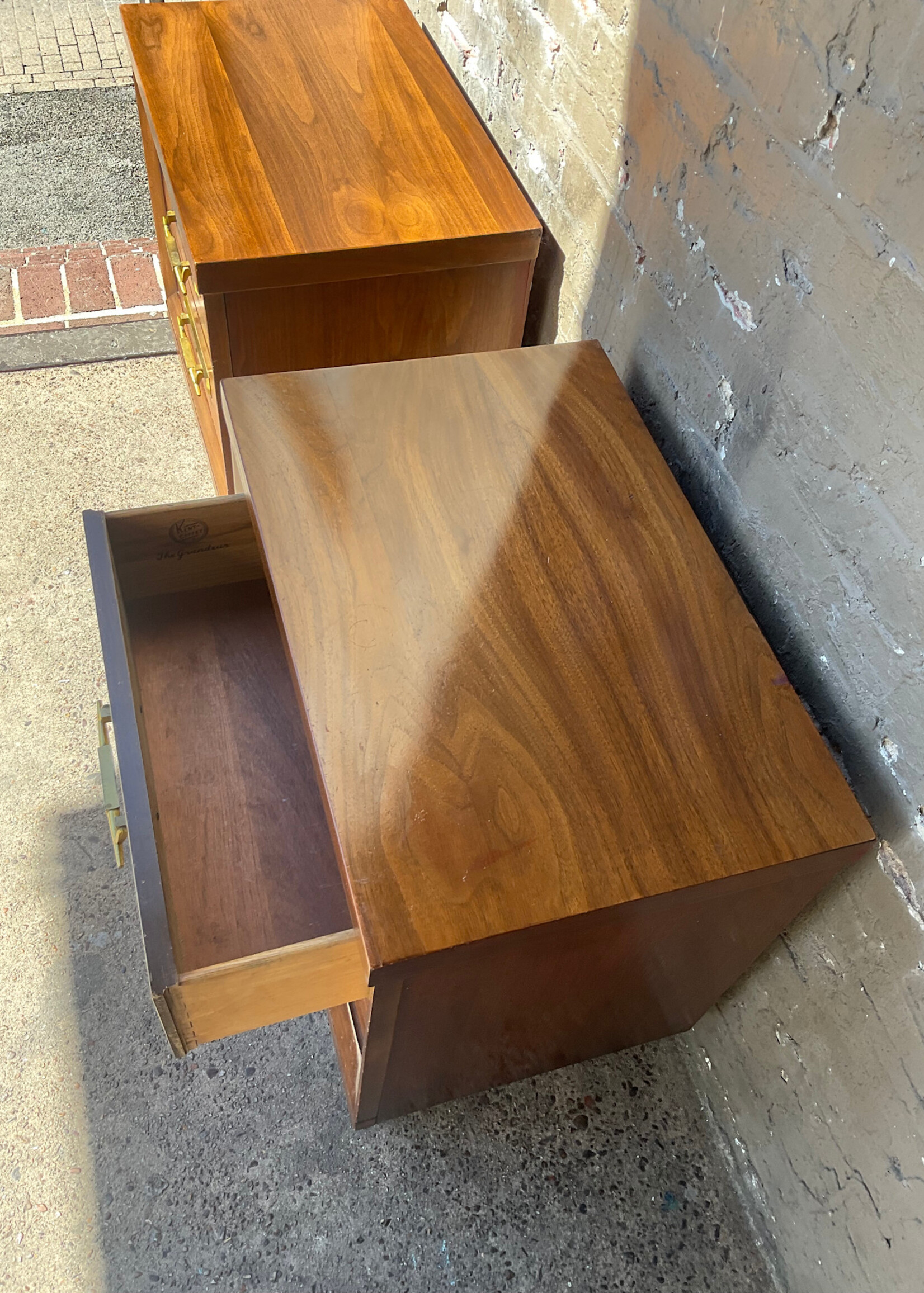 GOODWOOD Pair of Kent Coffey MCM Nightstands